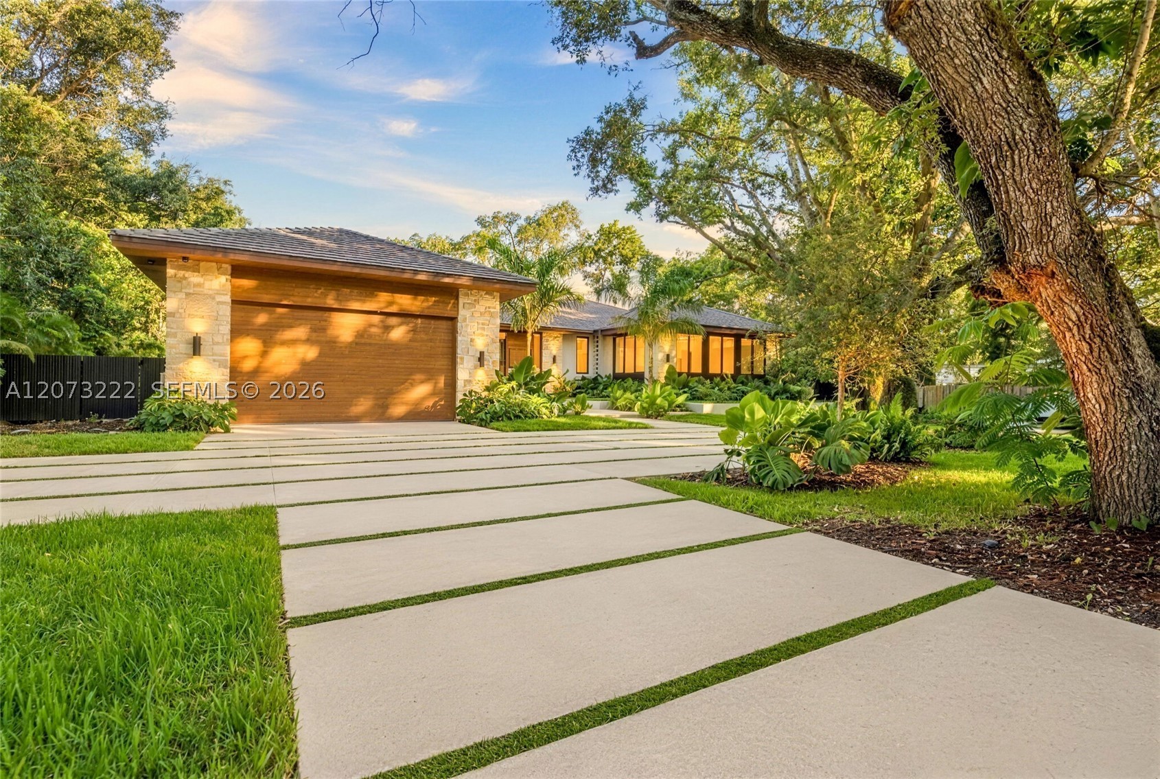 7840 SW 98th St Miami, FL 33156