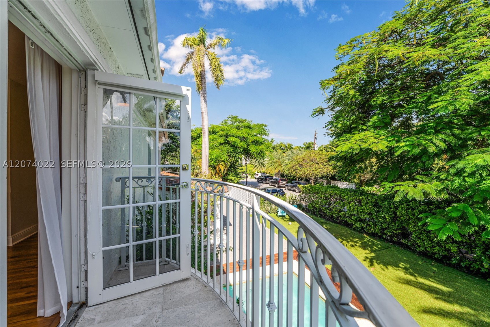 140 N Hibiscus Dr Miami Beach, FL 33139