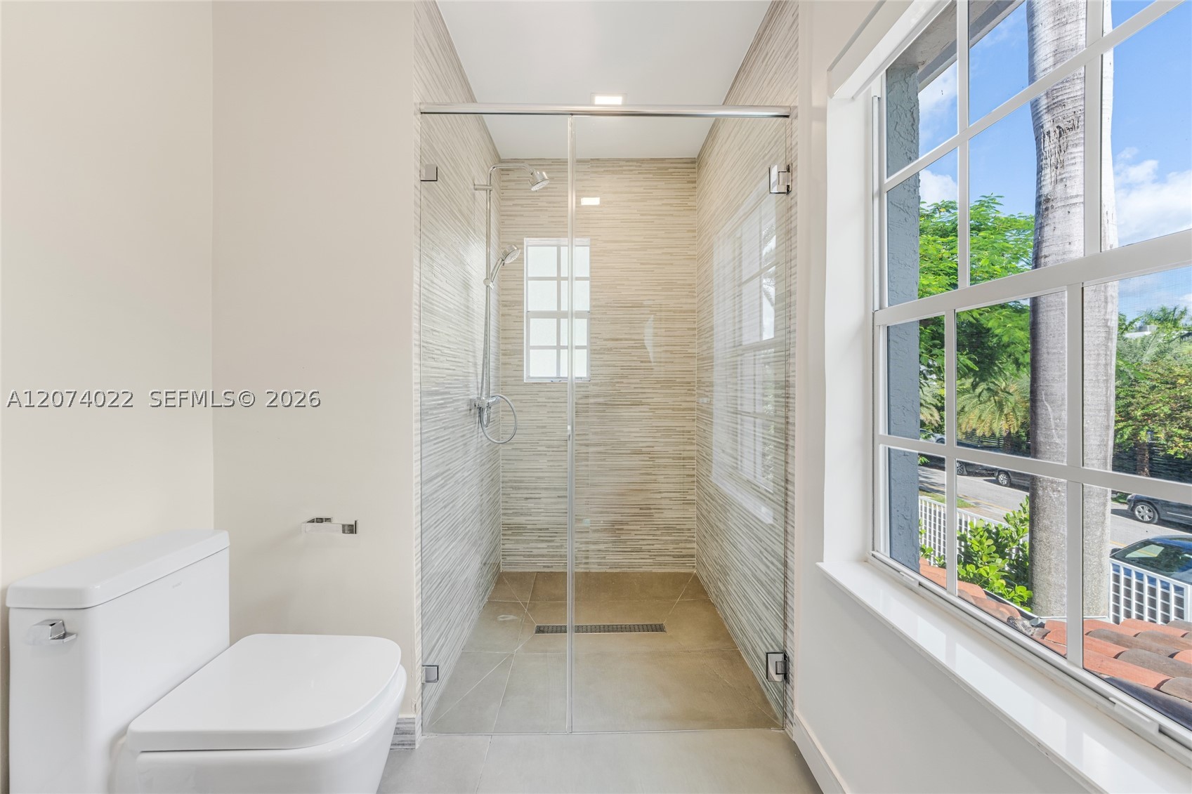 140 N Hibiscus Dr Miami Beach, FL 33139