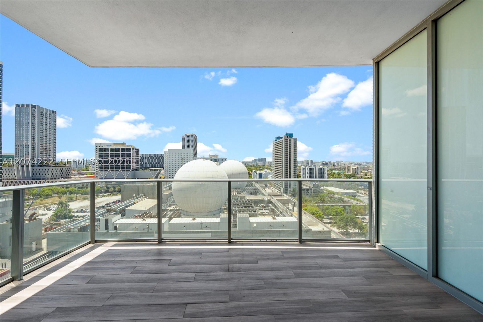 851 NE 1st Ave #1506 Miami, FL 33132