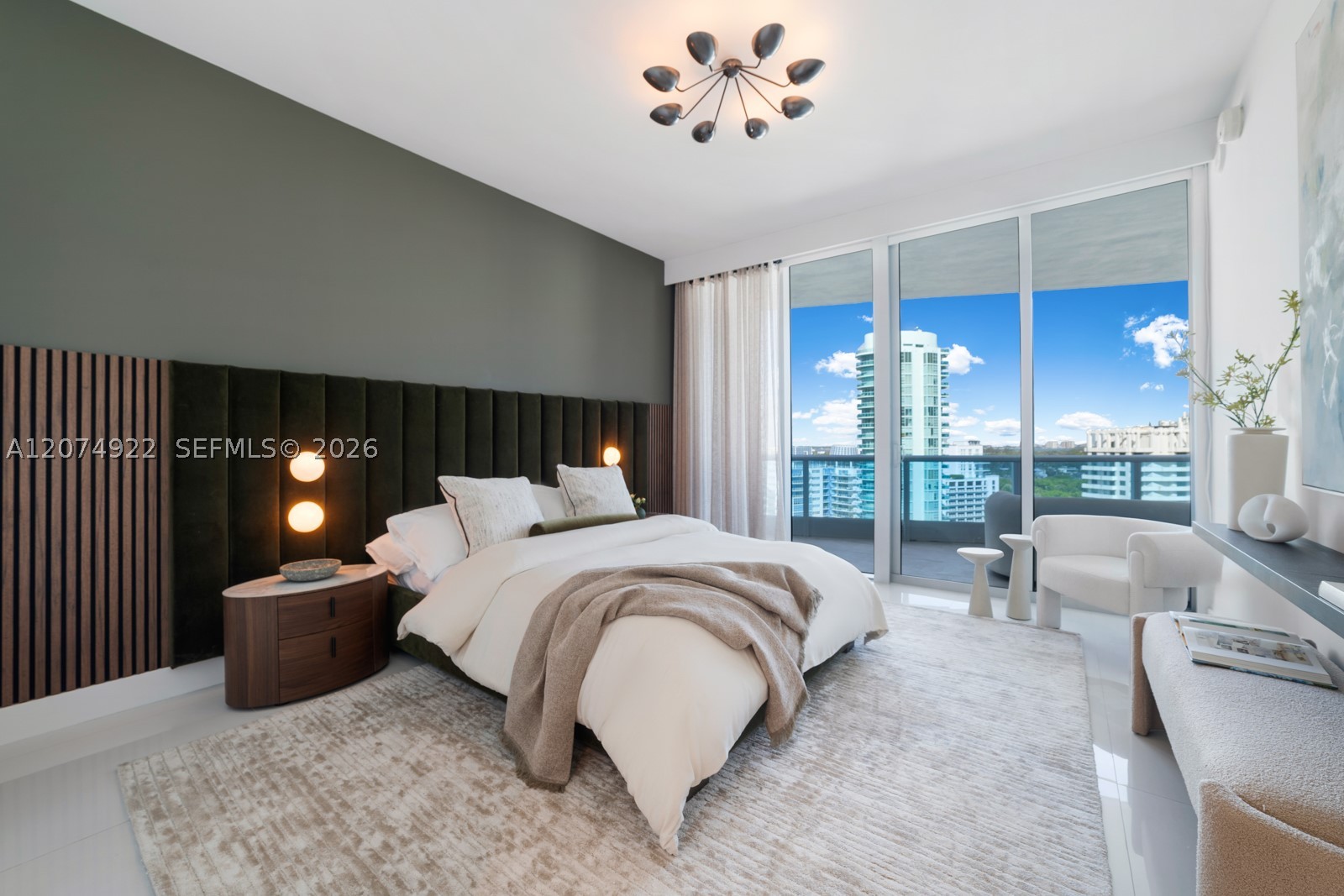 5959 Collins Ave #1606 Miami Beach, FL 33140