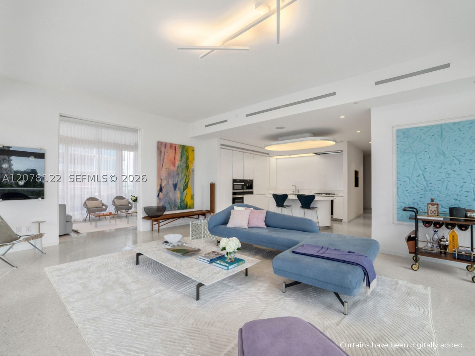 3315 Collins Ave #4C