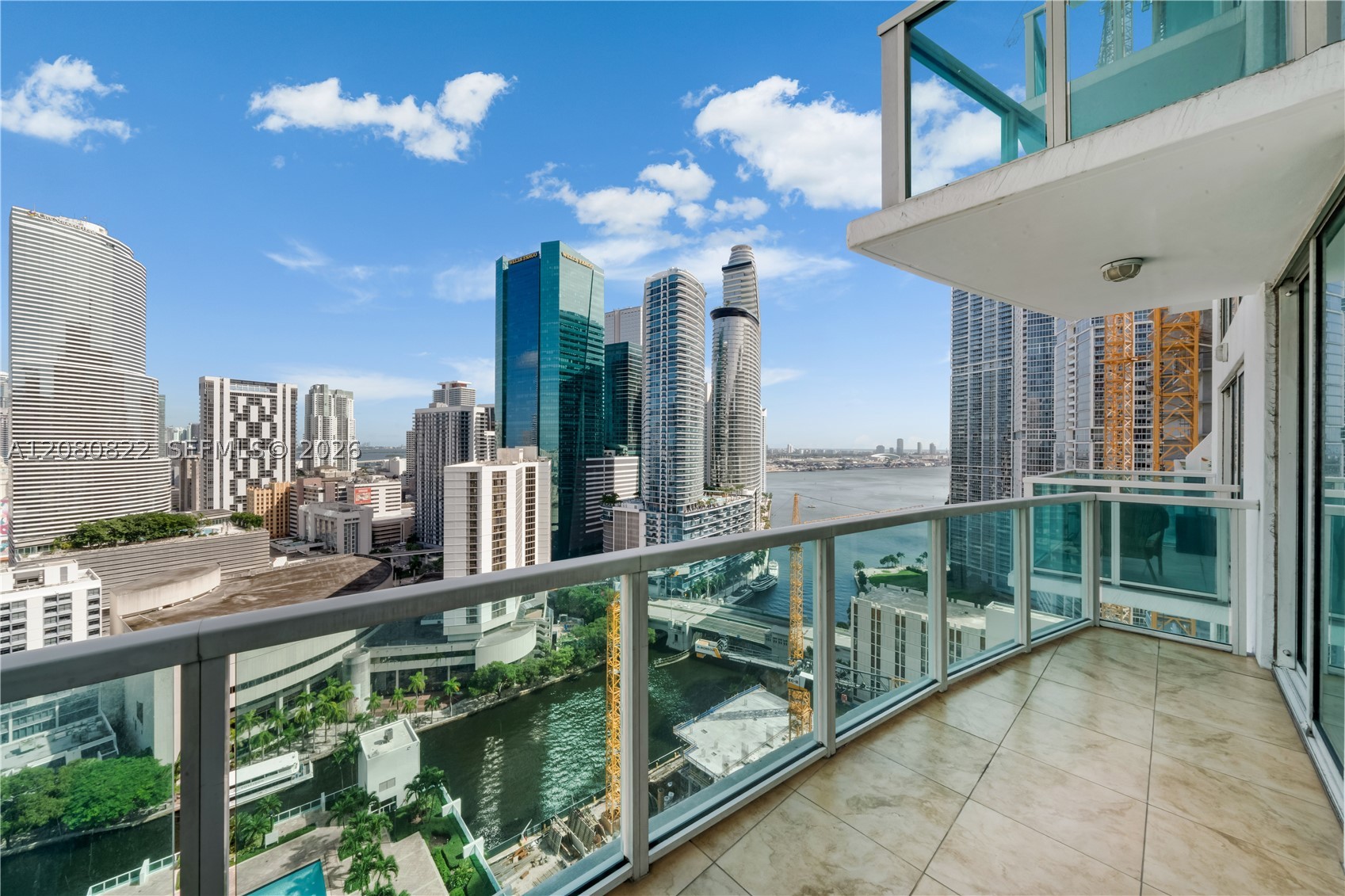 image Brickell on the River South4