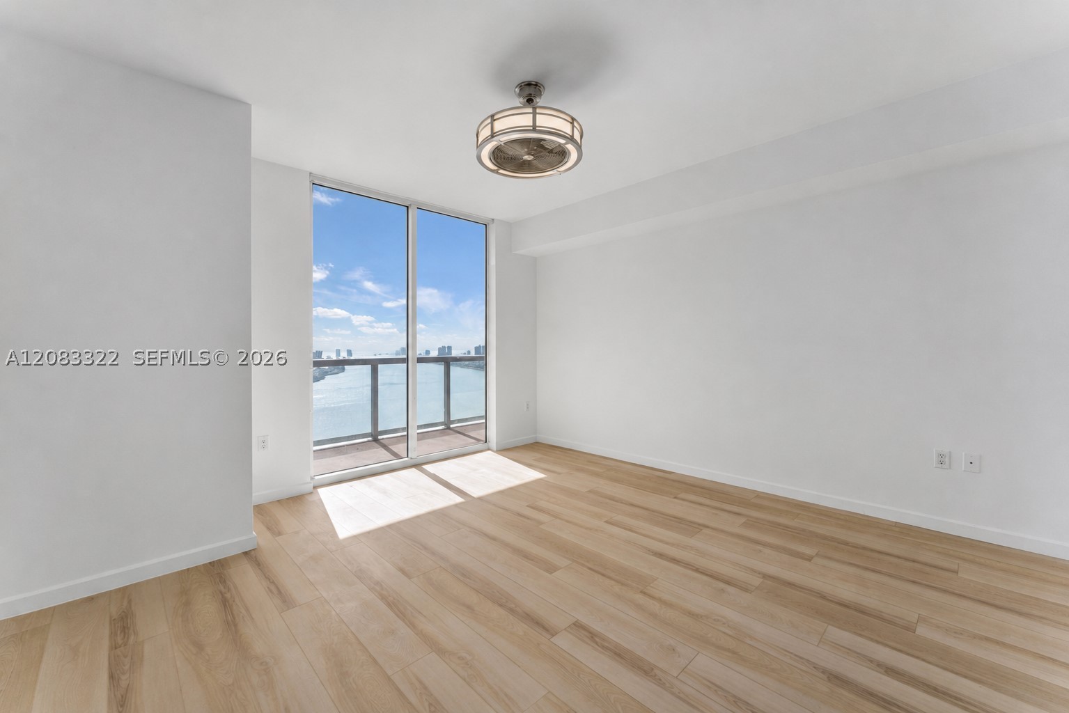 image 50 Biscayne12