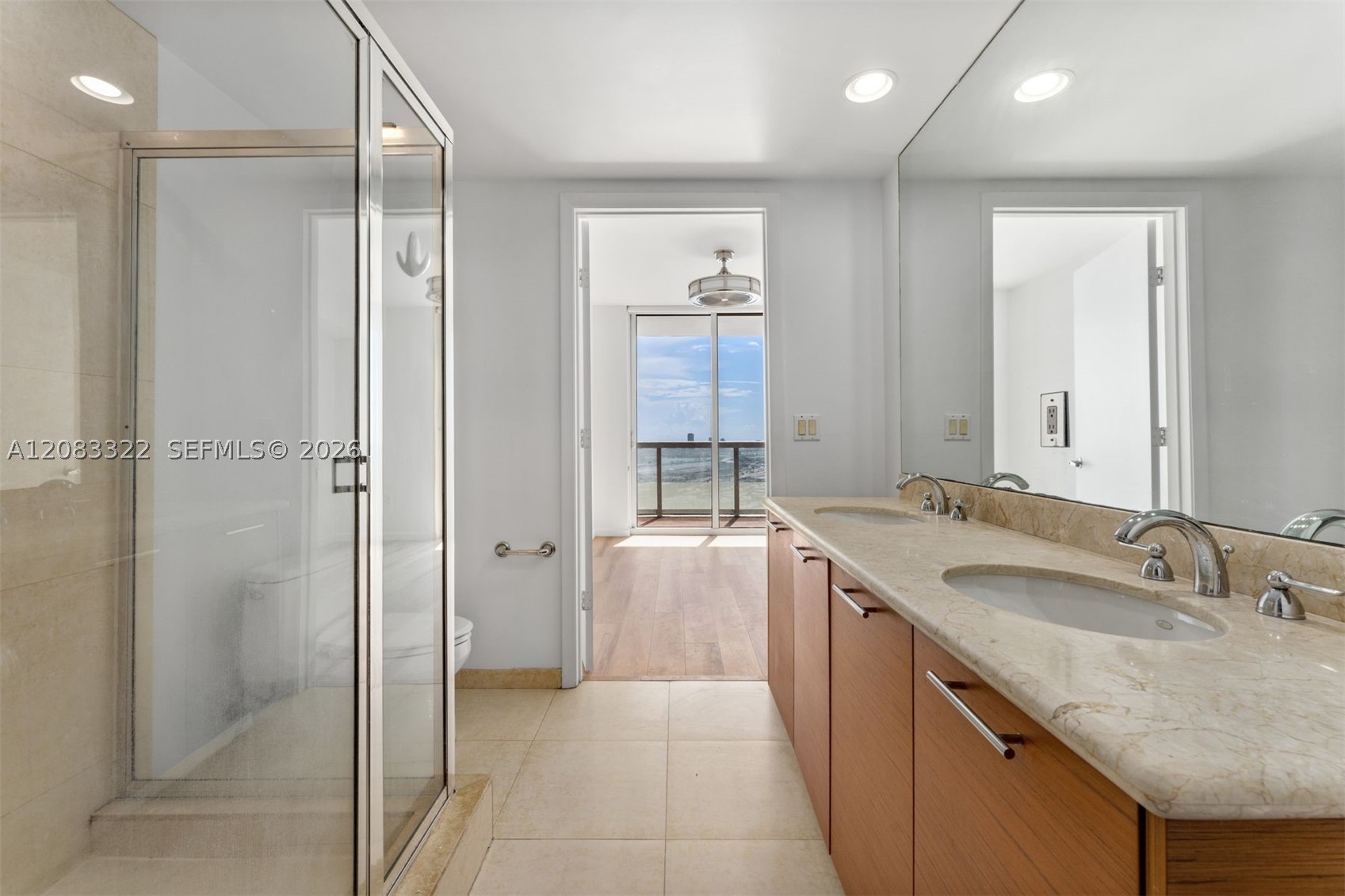 image 50 Biscayne23