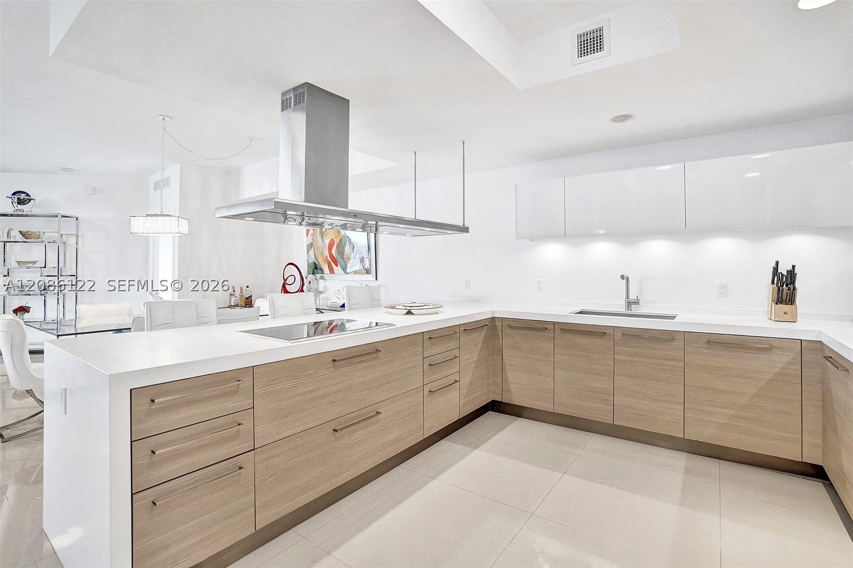 image Marina Palms Residences16