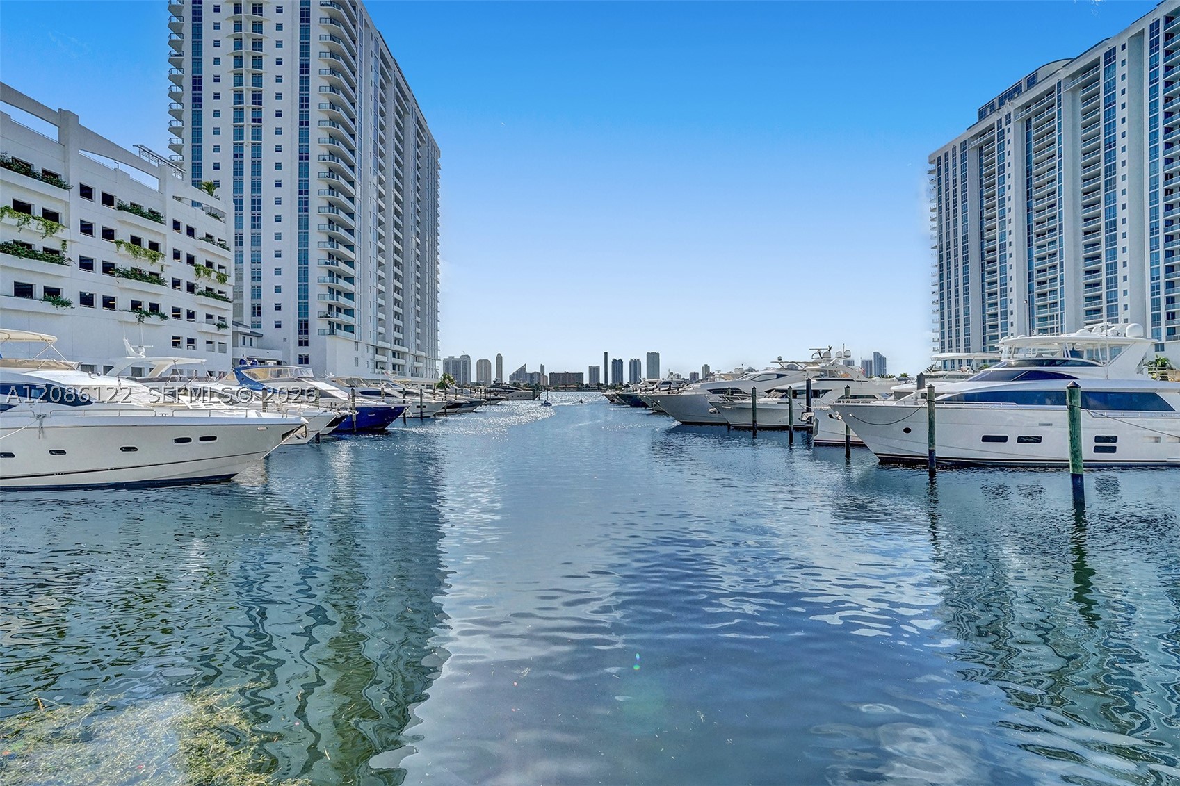 image Marina Palms Residences20