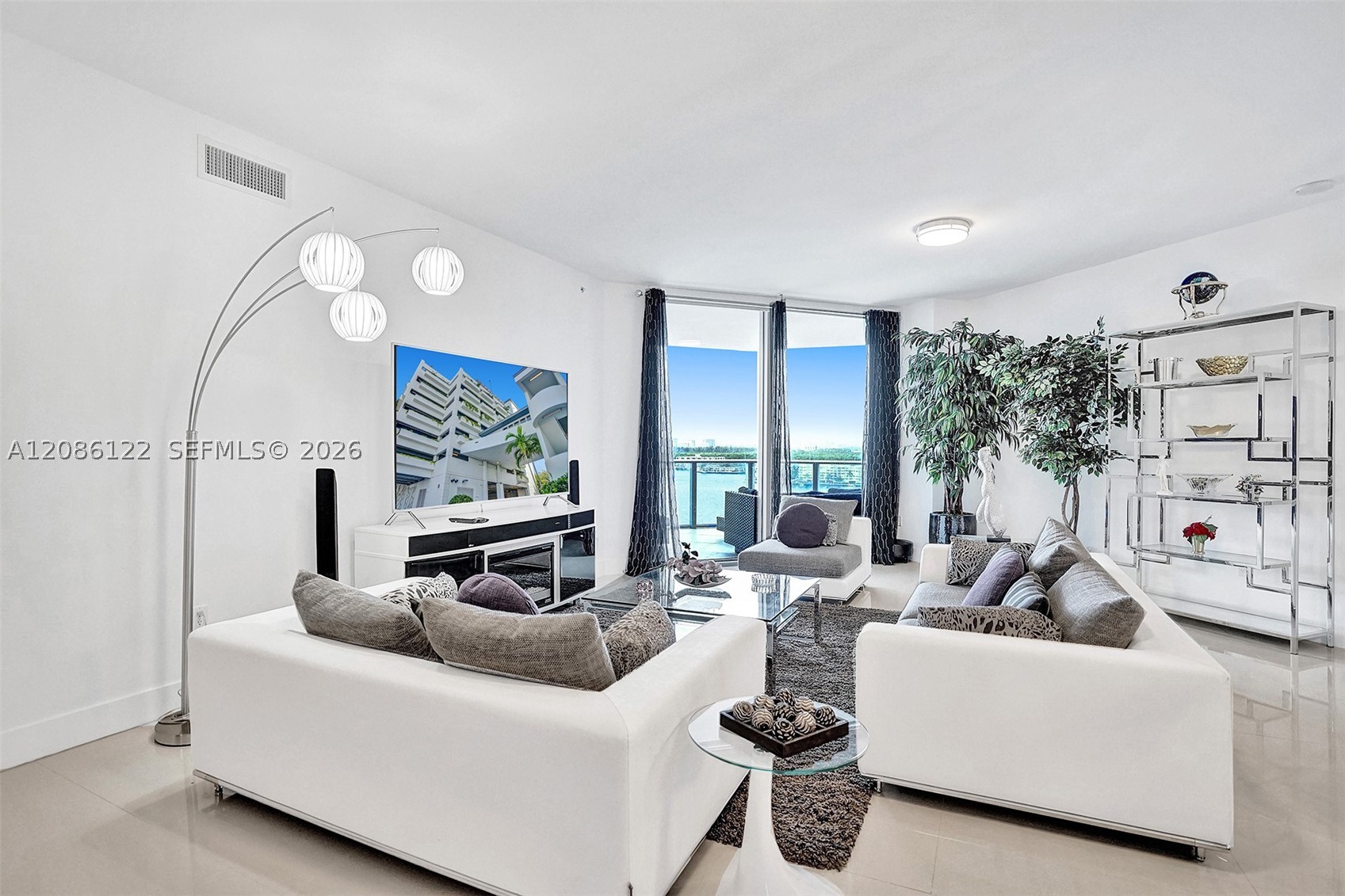 image Marina Palms Residences6