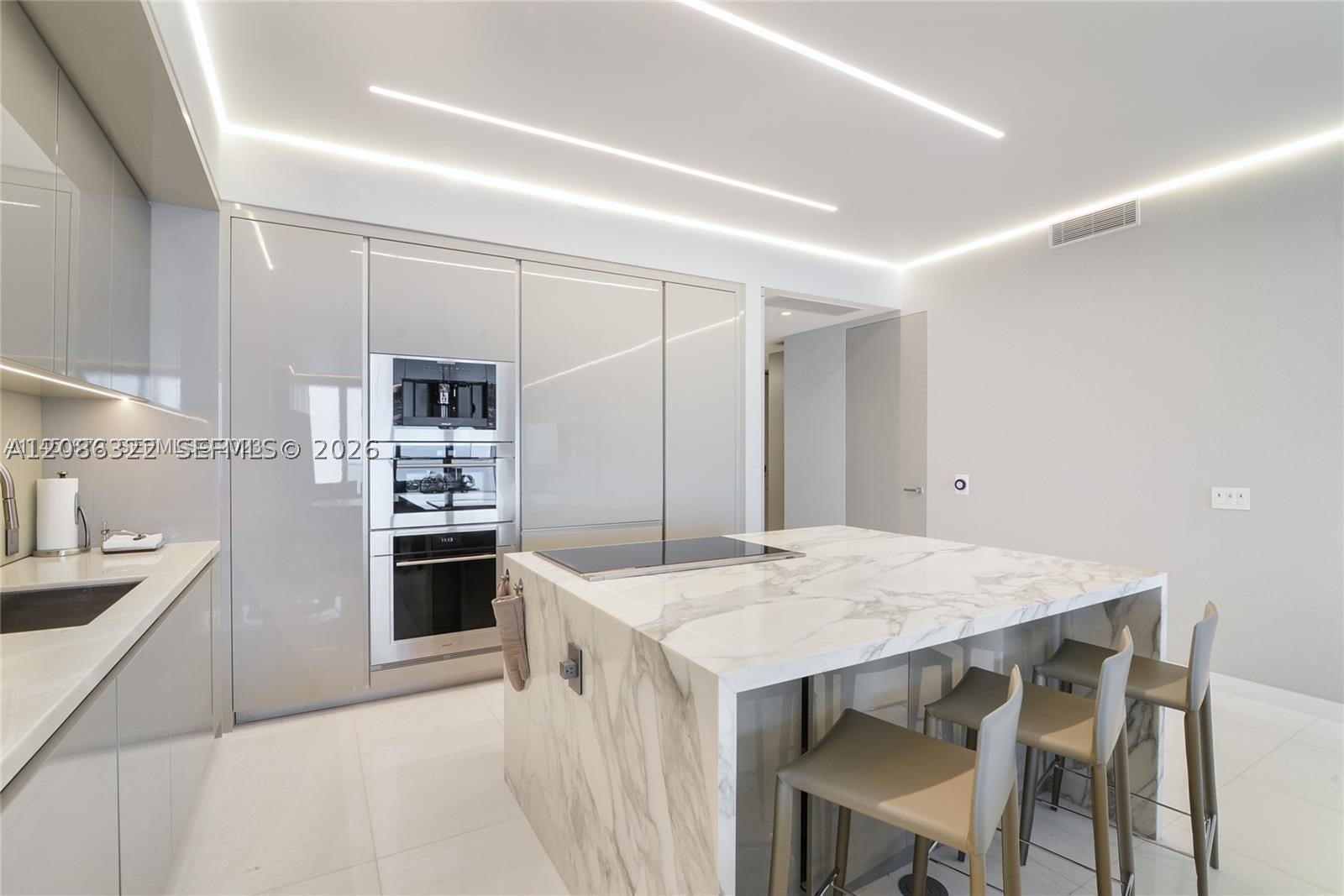 image Residences by Armani Casa4