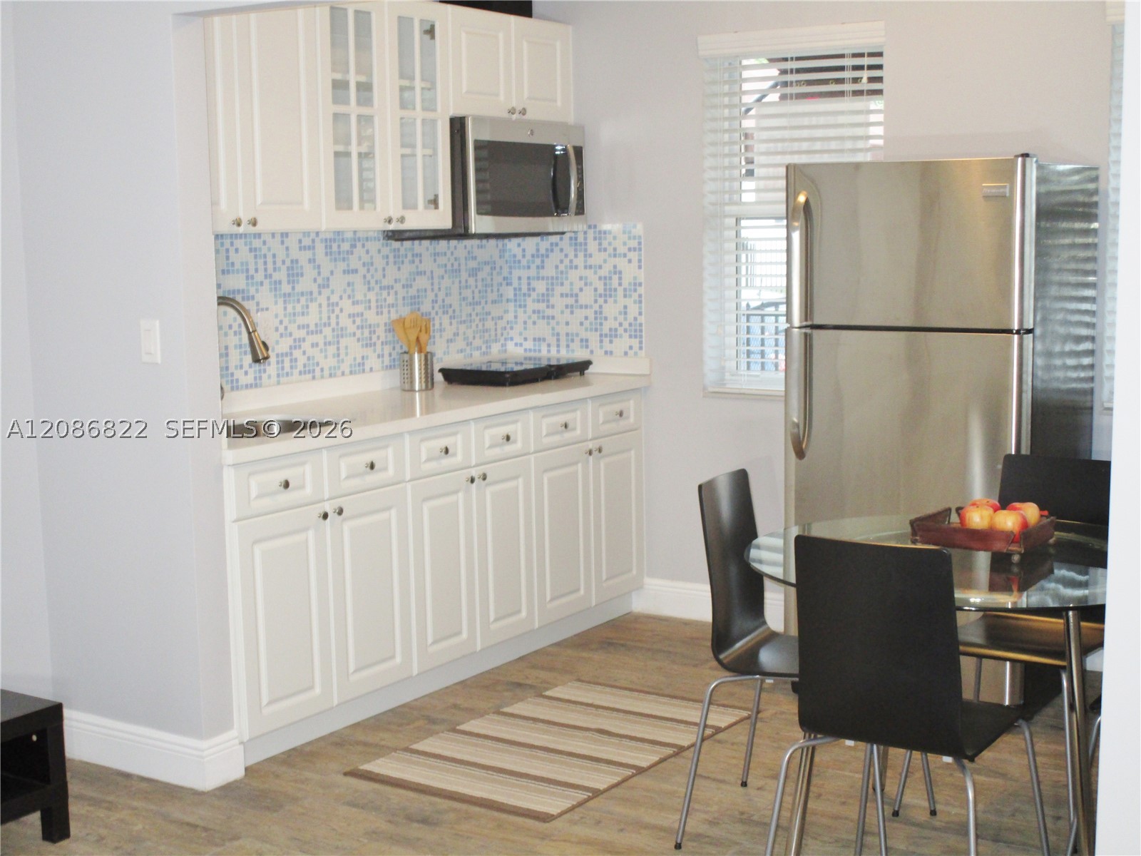 53 NE 49th St #7A