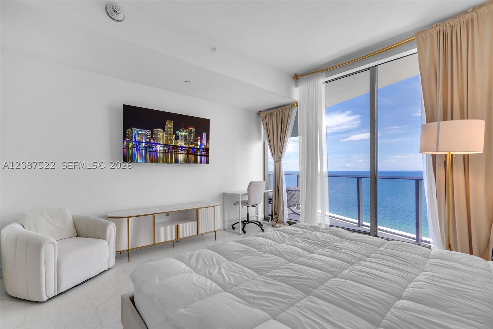 image Ritz-Carlton Sunny Isles Beach17