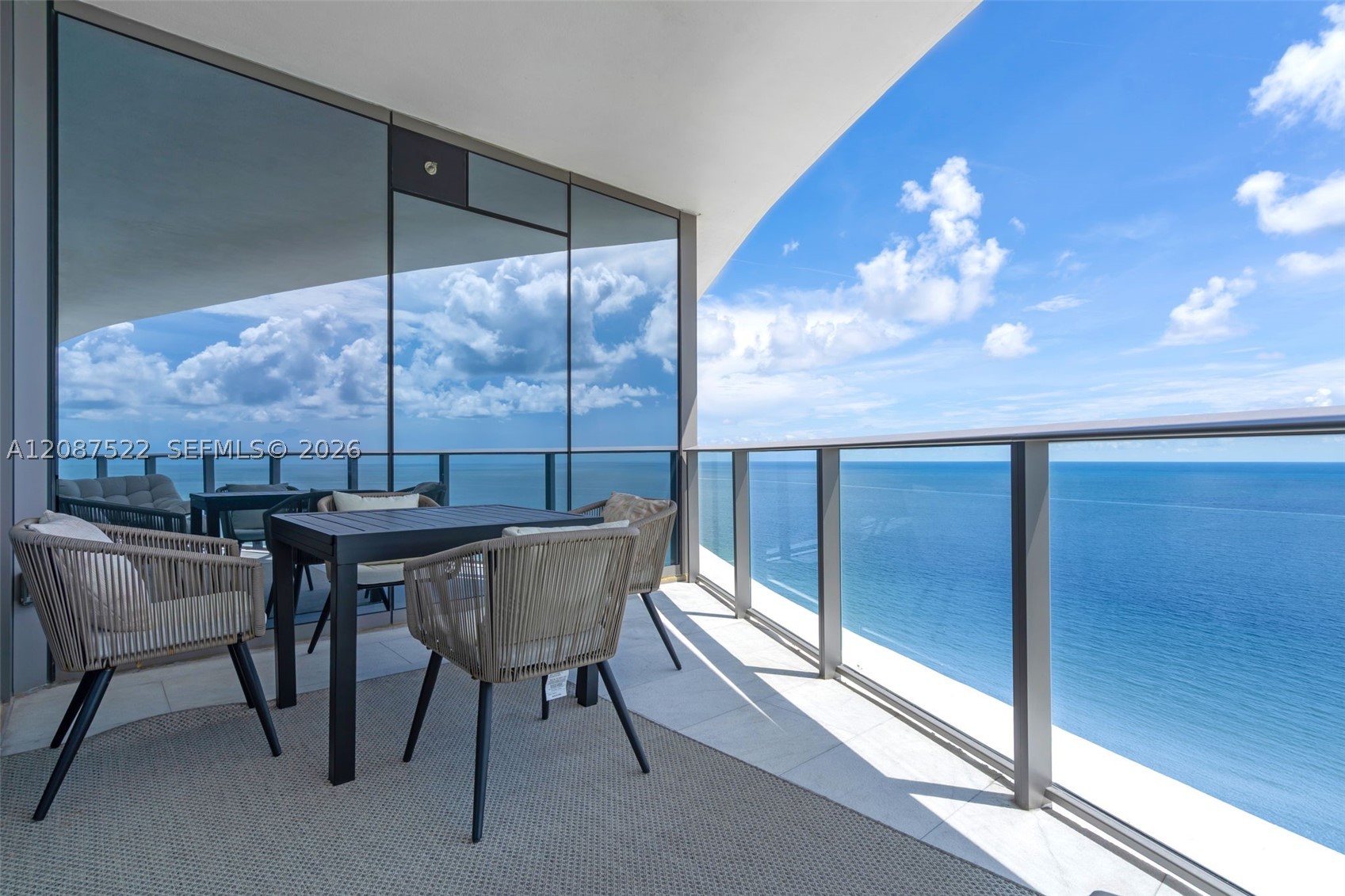image Ritz-Carlton Sunny Isles Beach38