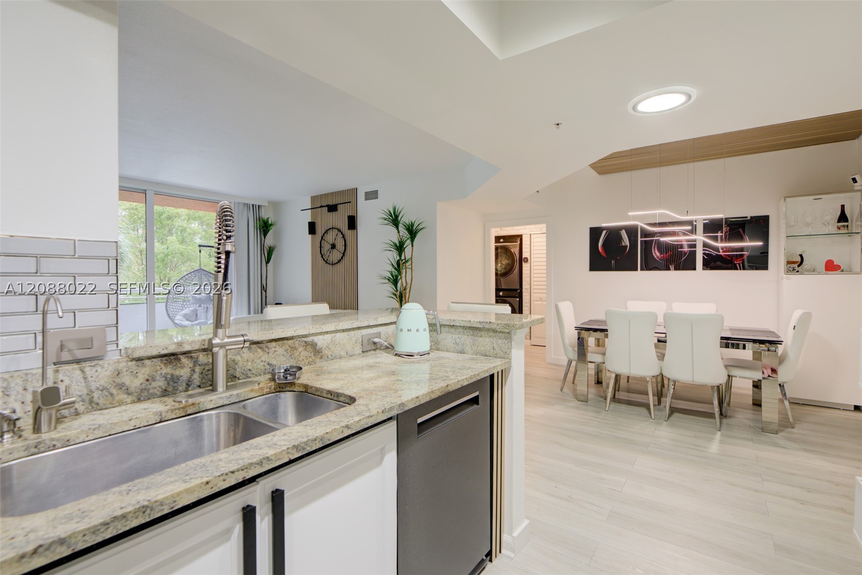 image The Venture at Aventura11