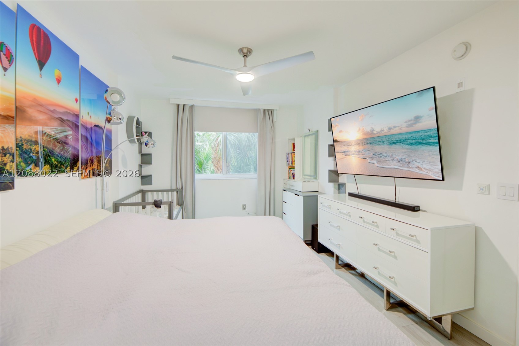 image The Venture at Aventura16