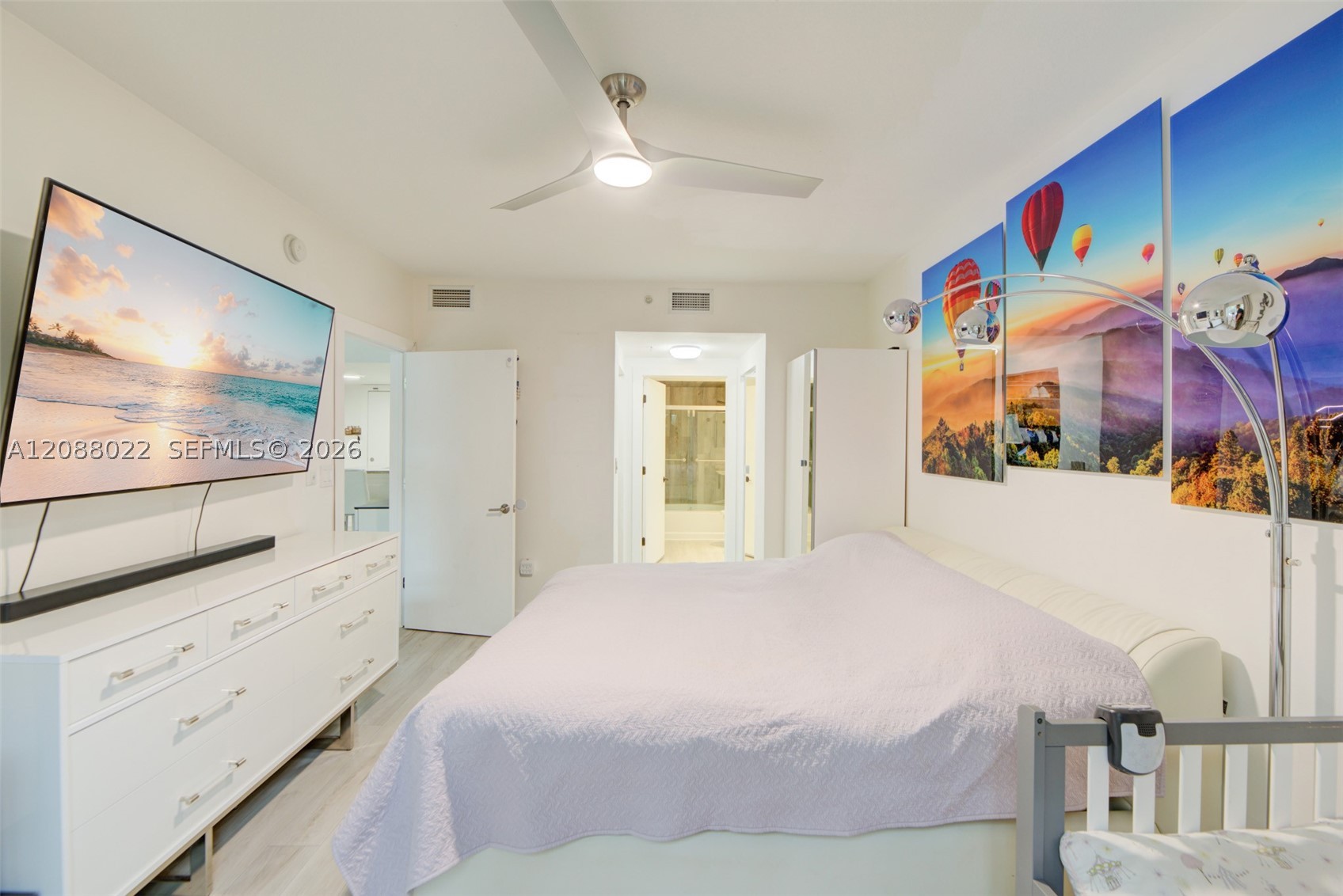 image The Venture at Aventura17