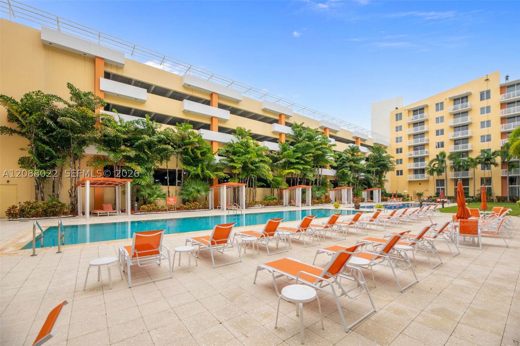 image The Venture at Aventura31