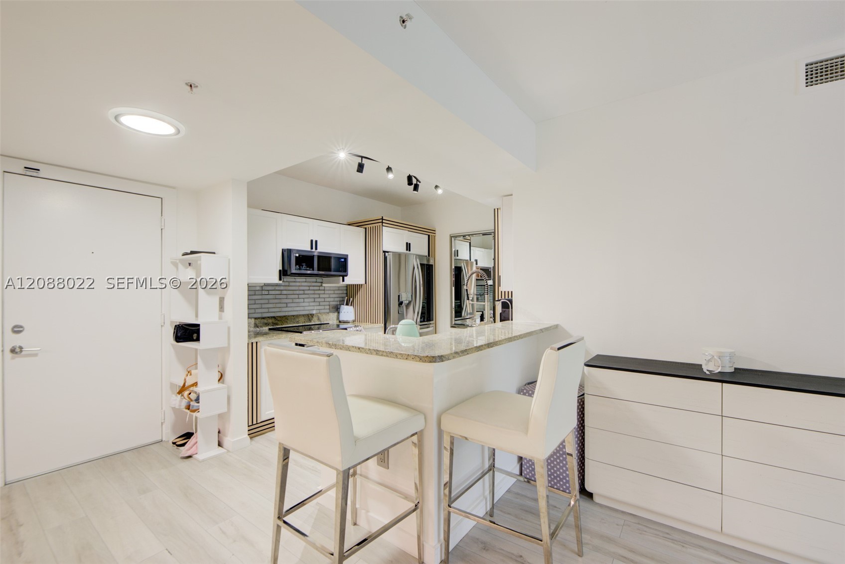 image The Venture at Aventura7
