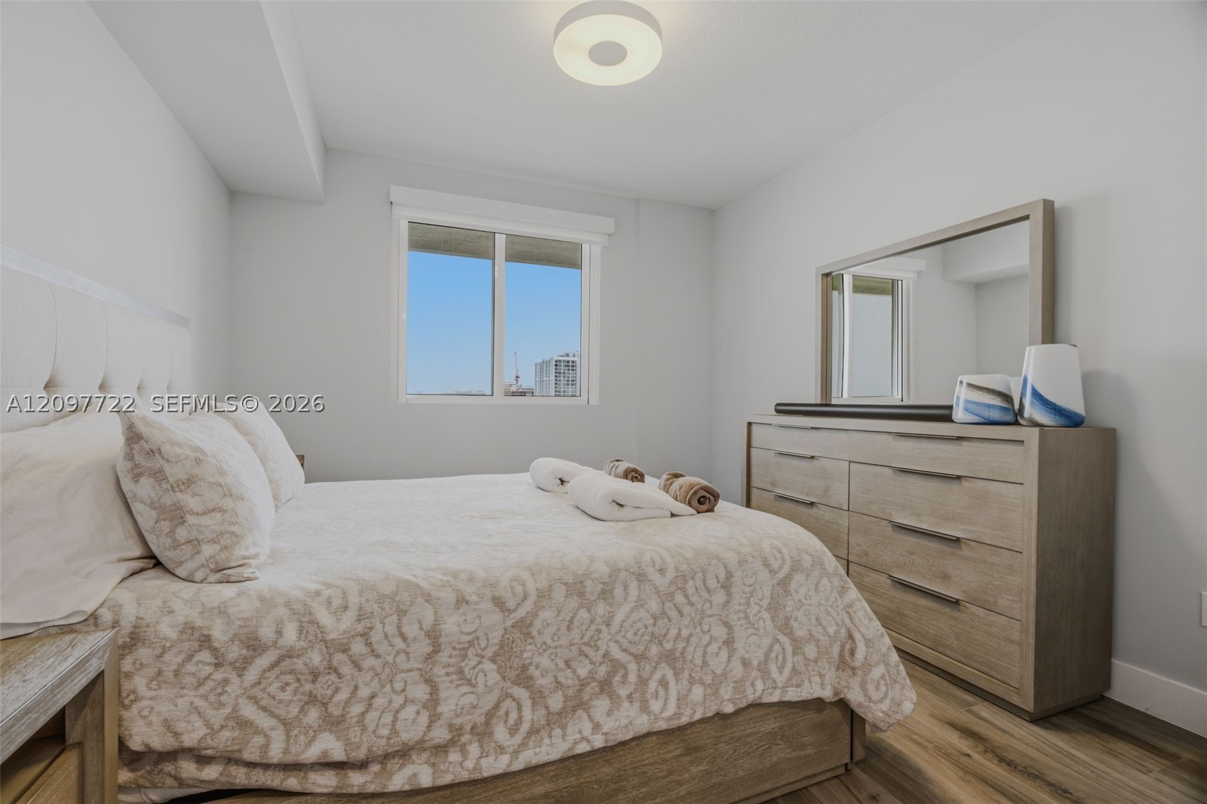 image Bay House22