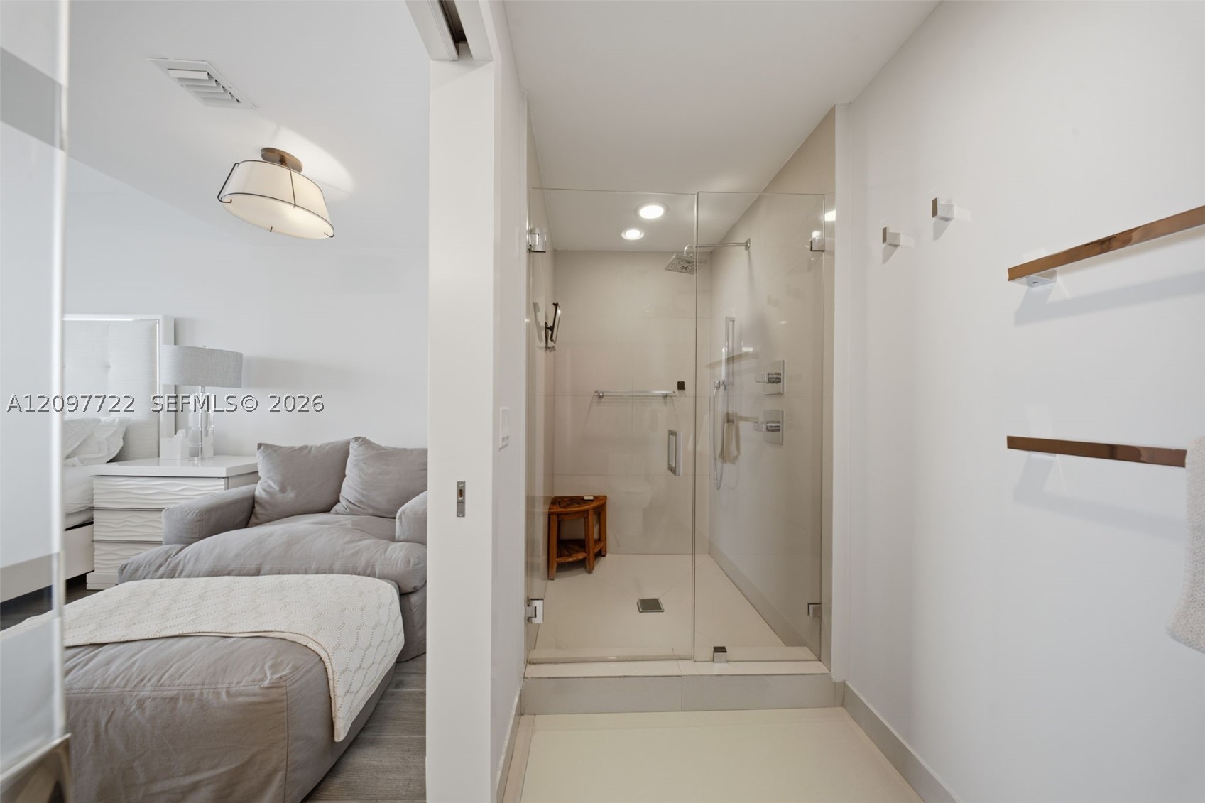 image Bay House24