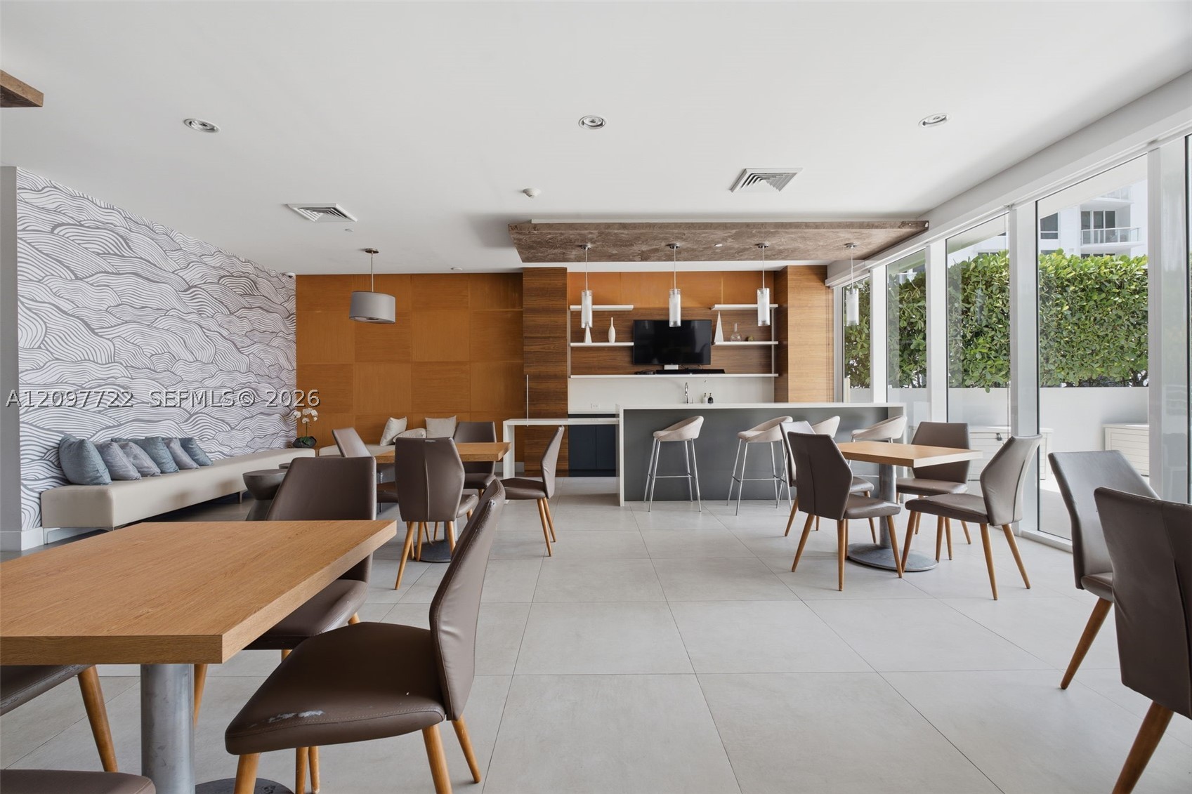 image Bay House44