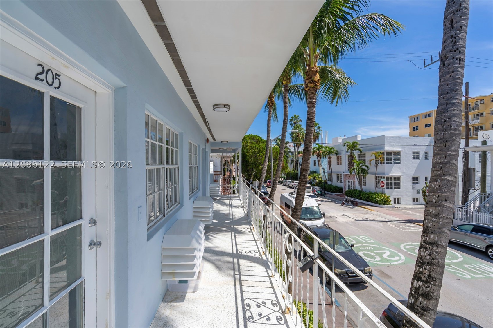 635 8th St #205 Miami Beach, FL 33139