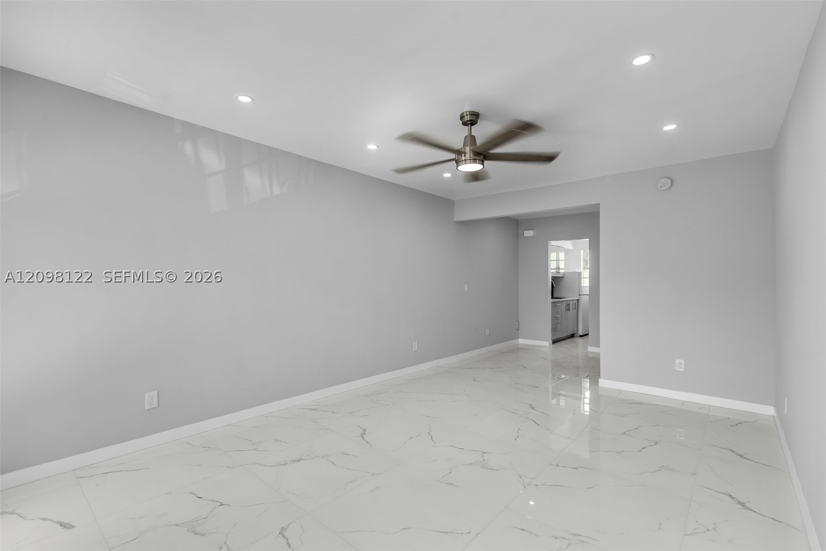635 8th St #205 Miami Beach, FL 33139