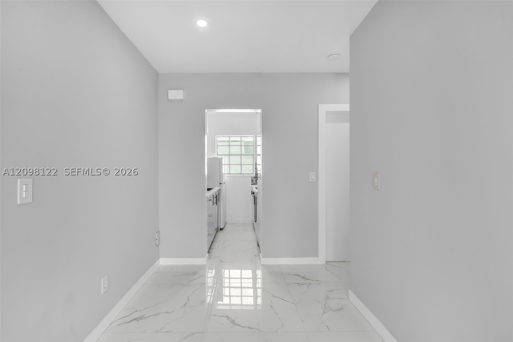 635 8th St #205 Miami Beach, FL 33139