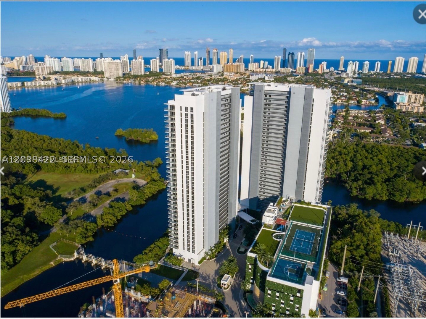 16385 Biscayne Blvd #1006