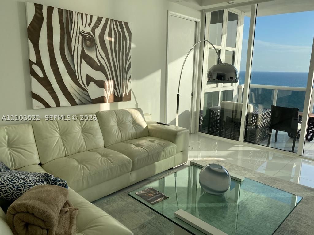 image Trump Royale20