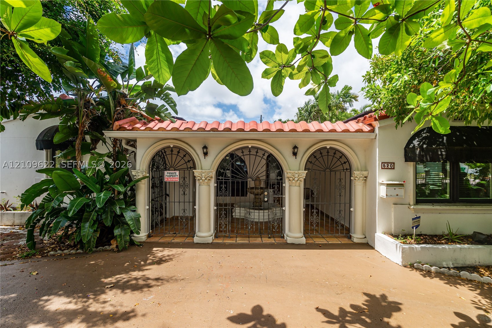 520 SW 22th Rd Miami, FL 33129