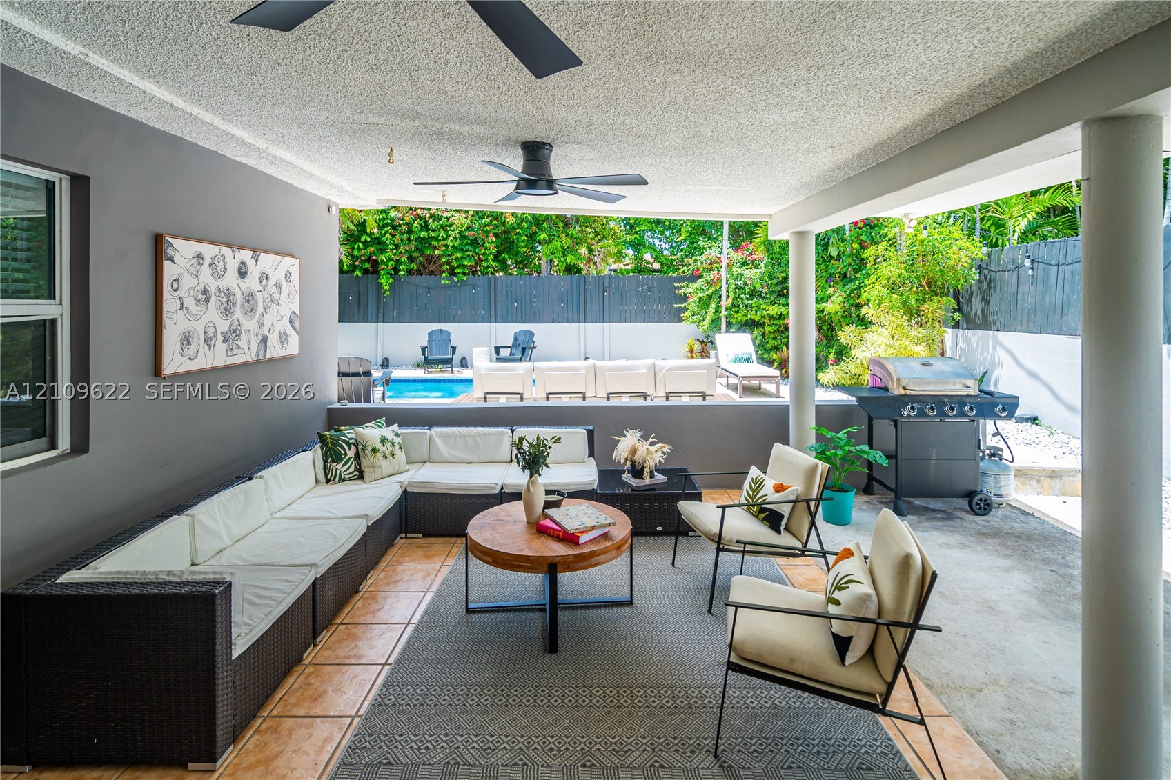 520 SW 22th Rd Miami, FL 33129
