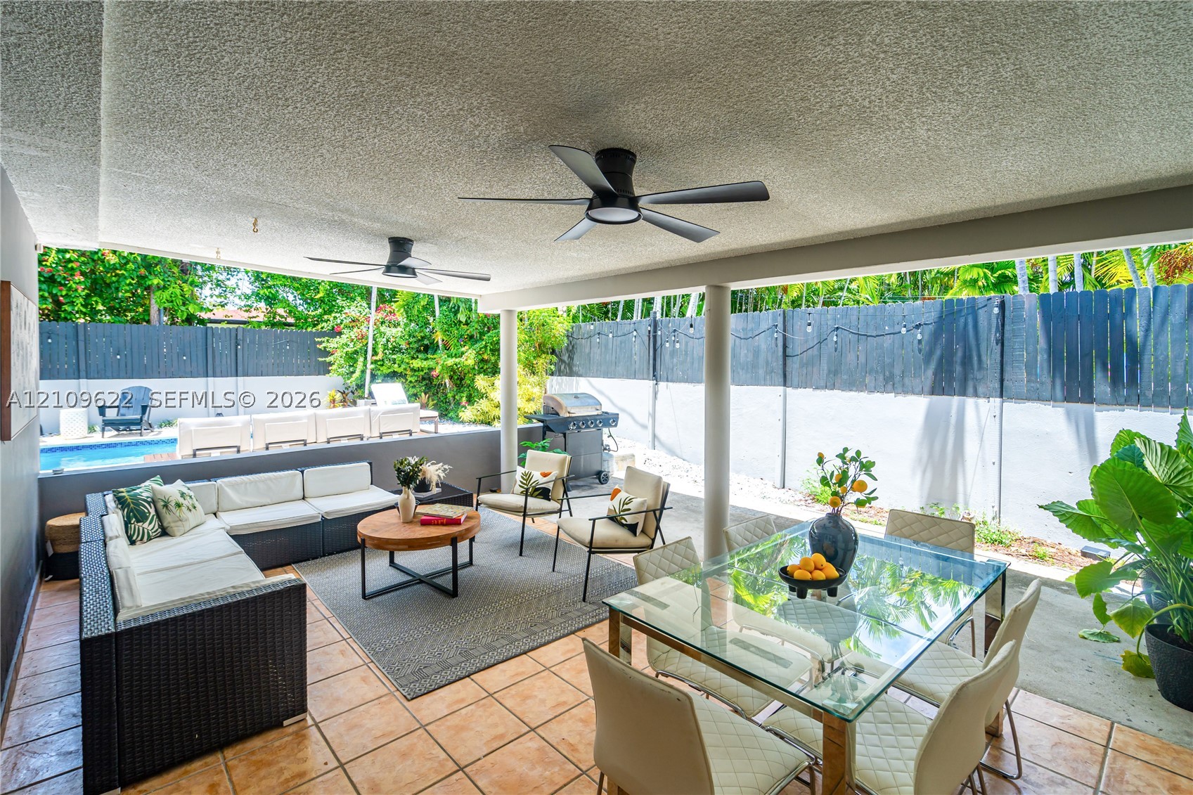 520 SW 22th Rd Miami, FL 33129