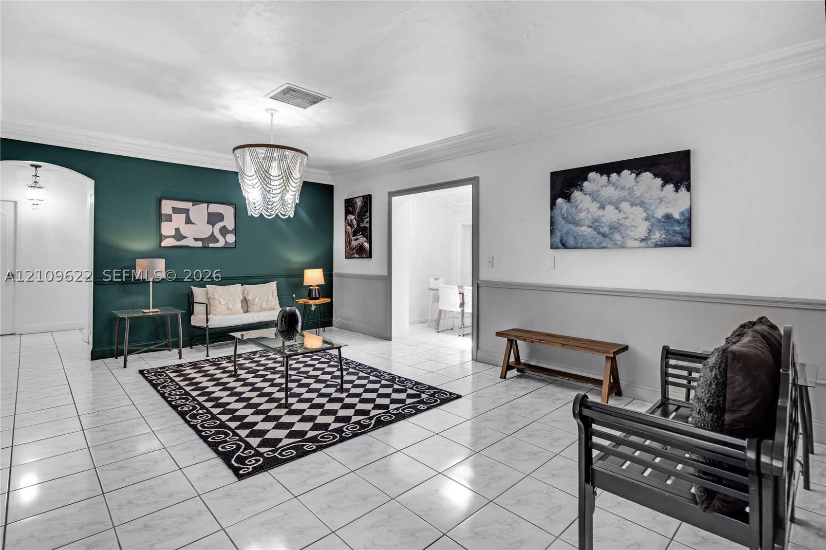 520 SW 22th Rd Miami, FL 33129