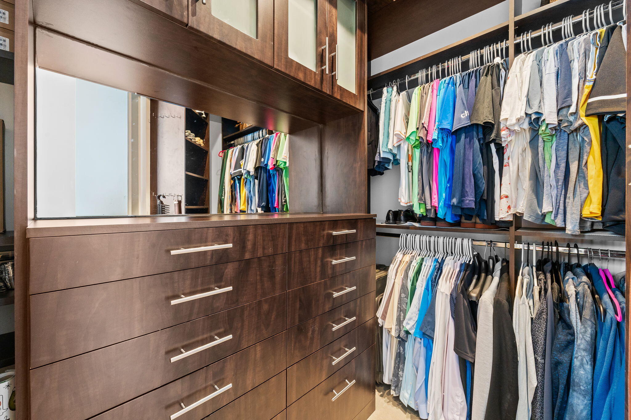 185 SW 7th Miami, FL 33130