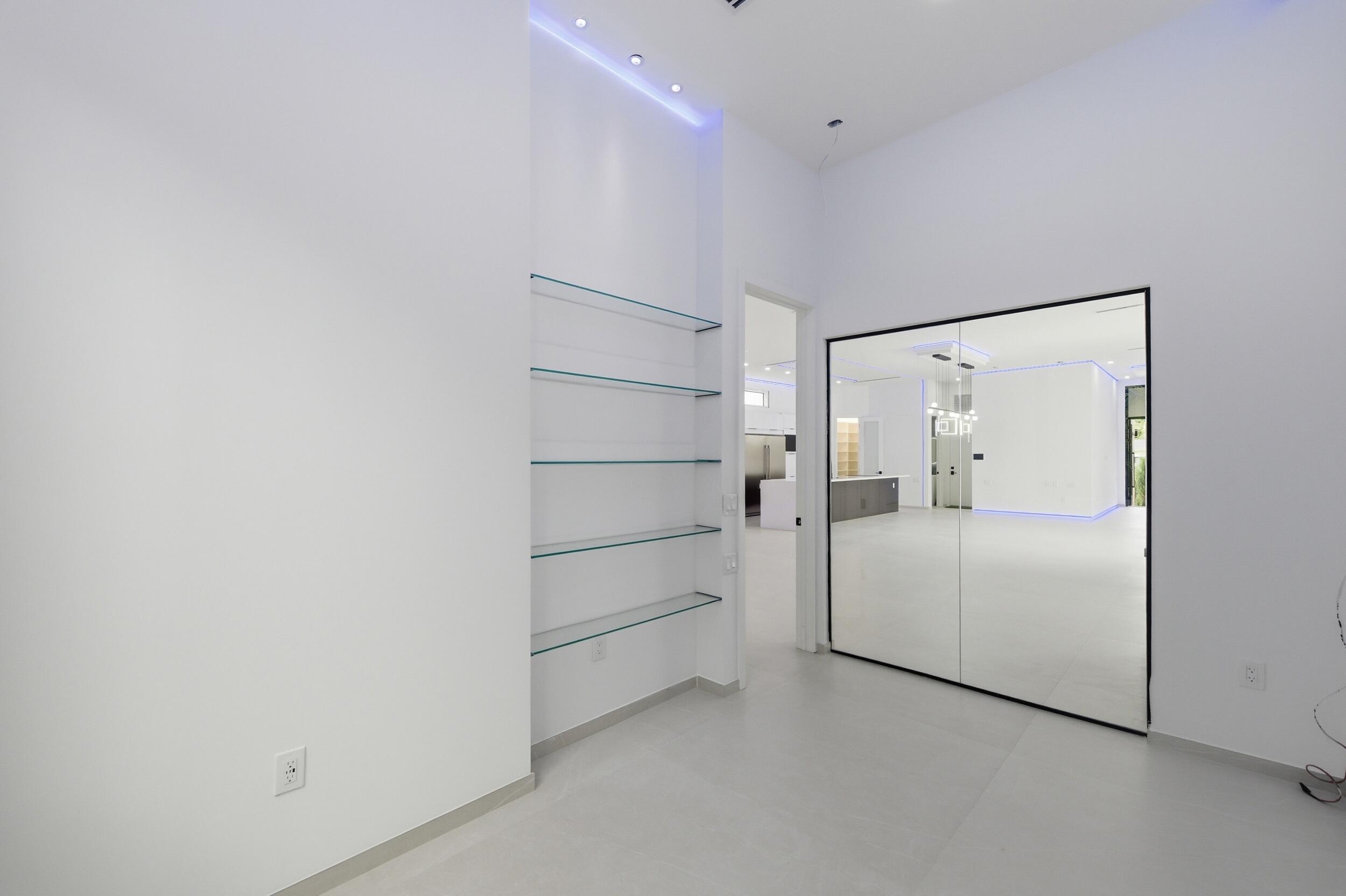 1629 NE 1st Fort Lauderdale, FL 33305