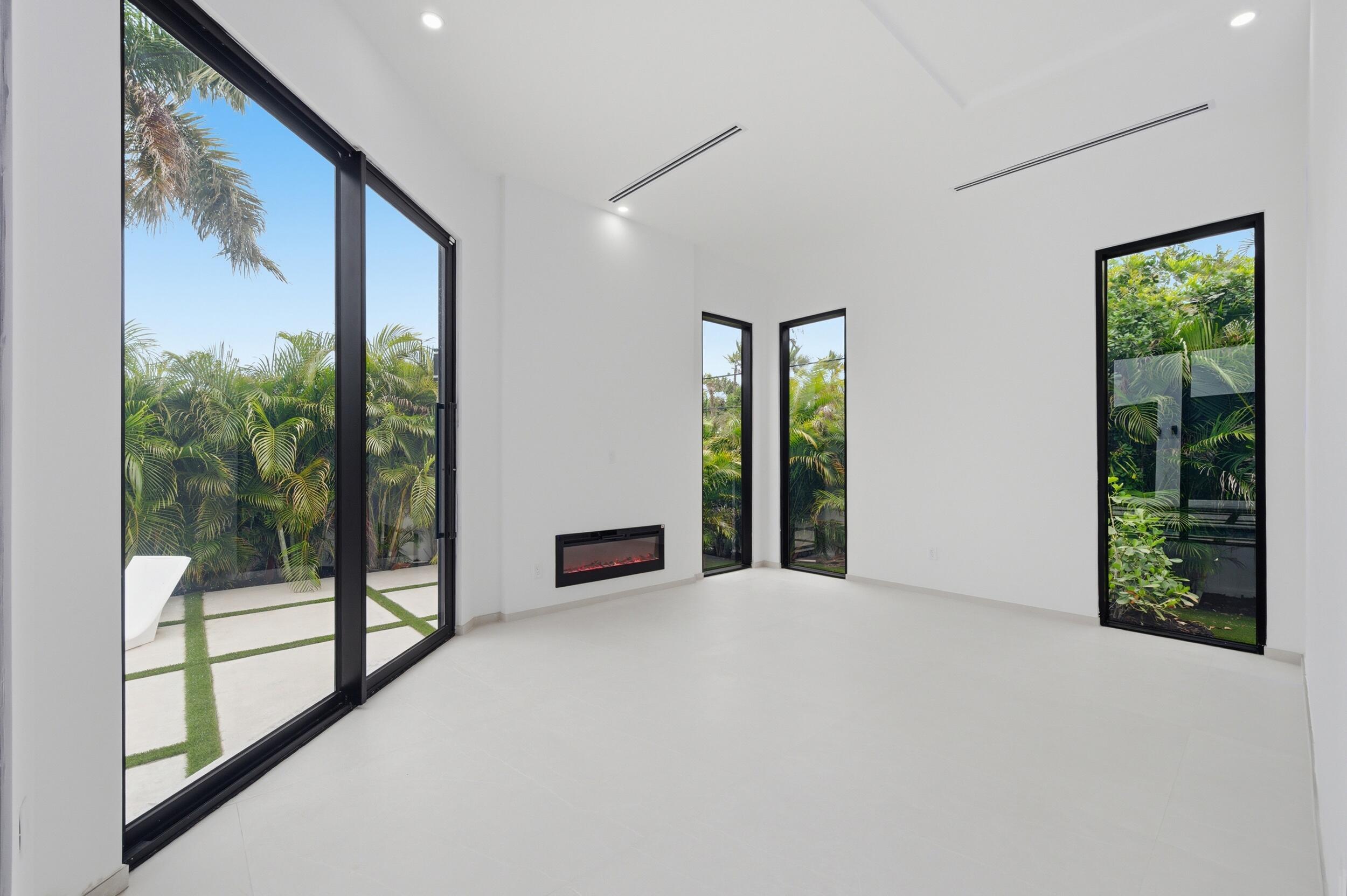 1629 NE 1st Fort Lauderdale, FL 33305