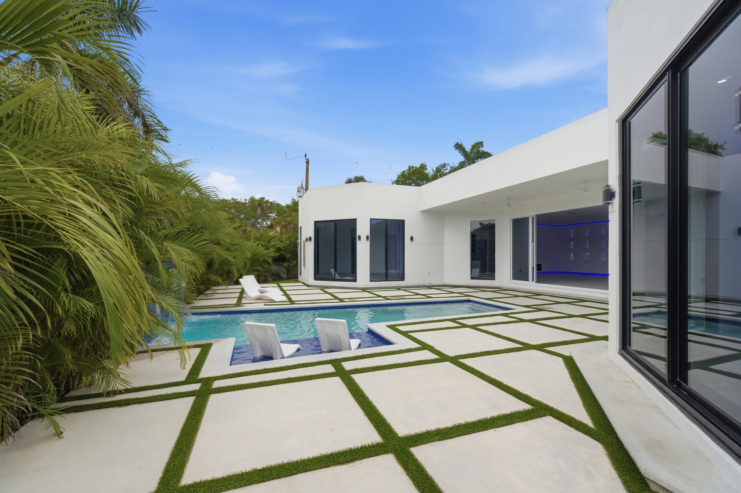 1629 NE 1st Fort Lauderdale, FL 33305