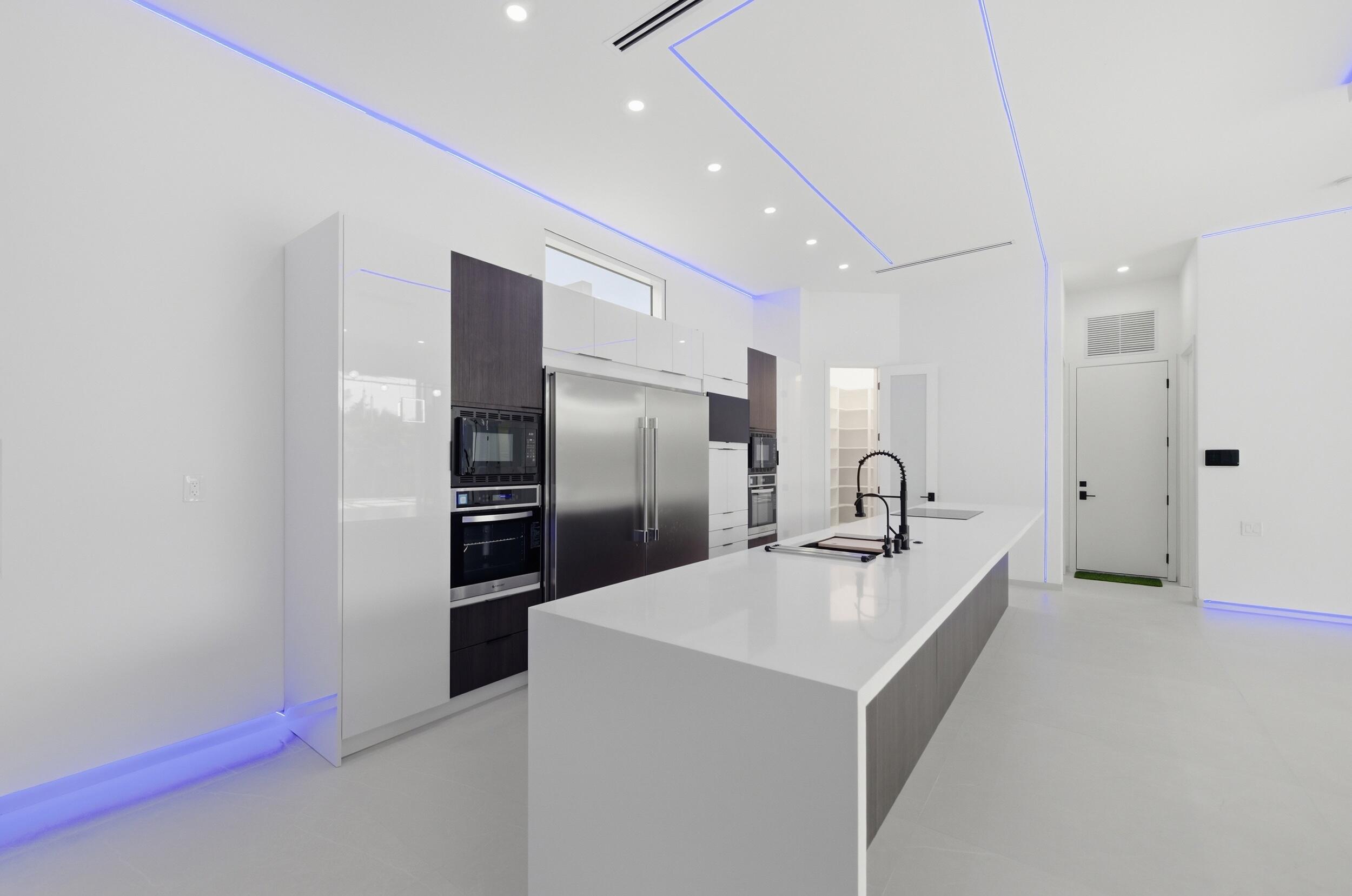 1629 NE 1st Fort Lauderdale, FL 33305