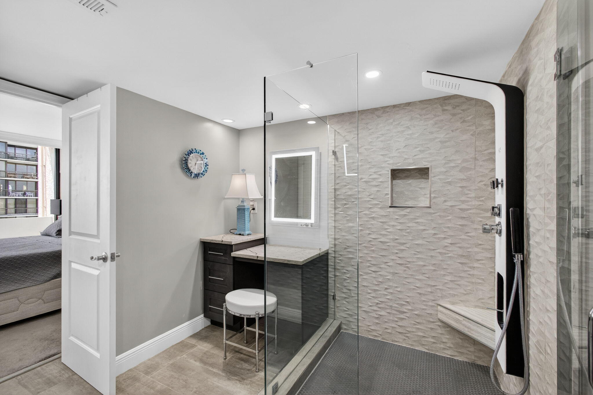 4200 N Ocean #2-803 Riviera Beach, FL 33404