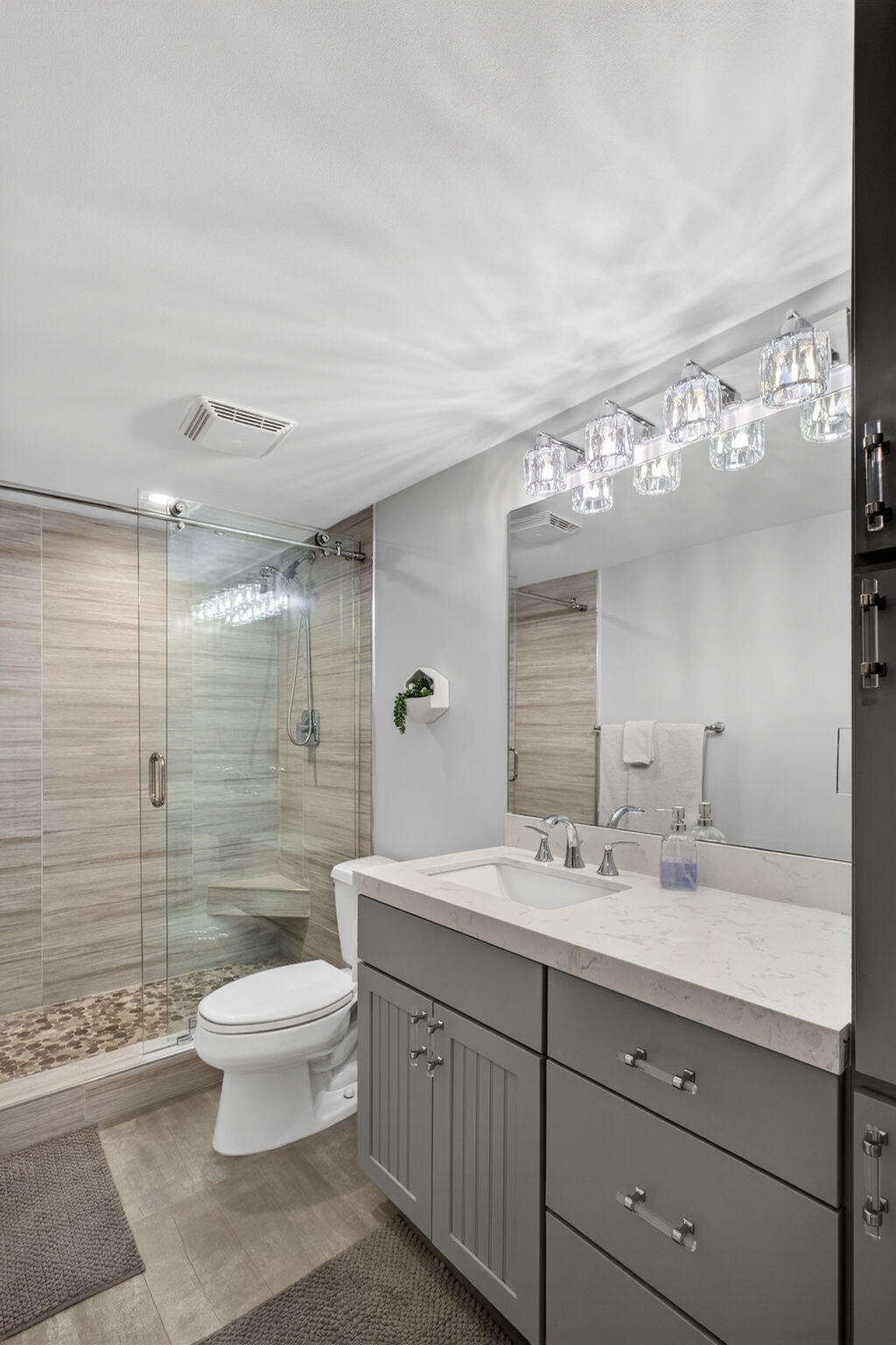 4200 N Ocean #2-803 Riviera Beach, FL 33404