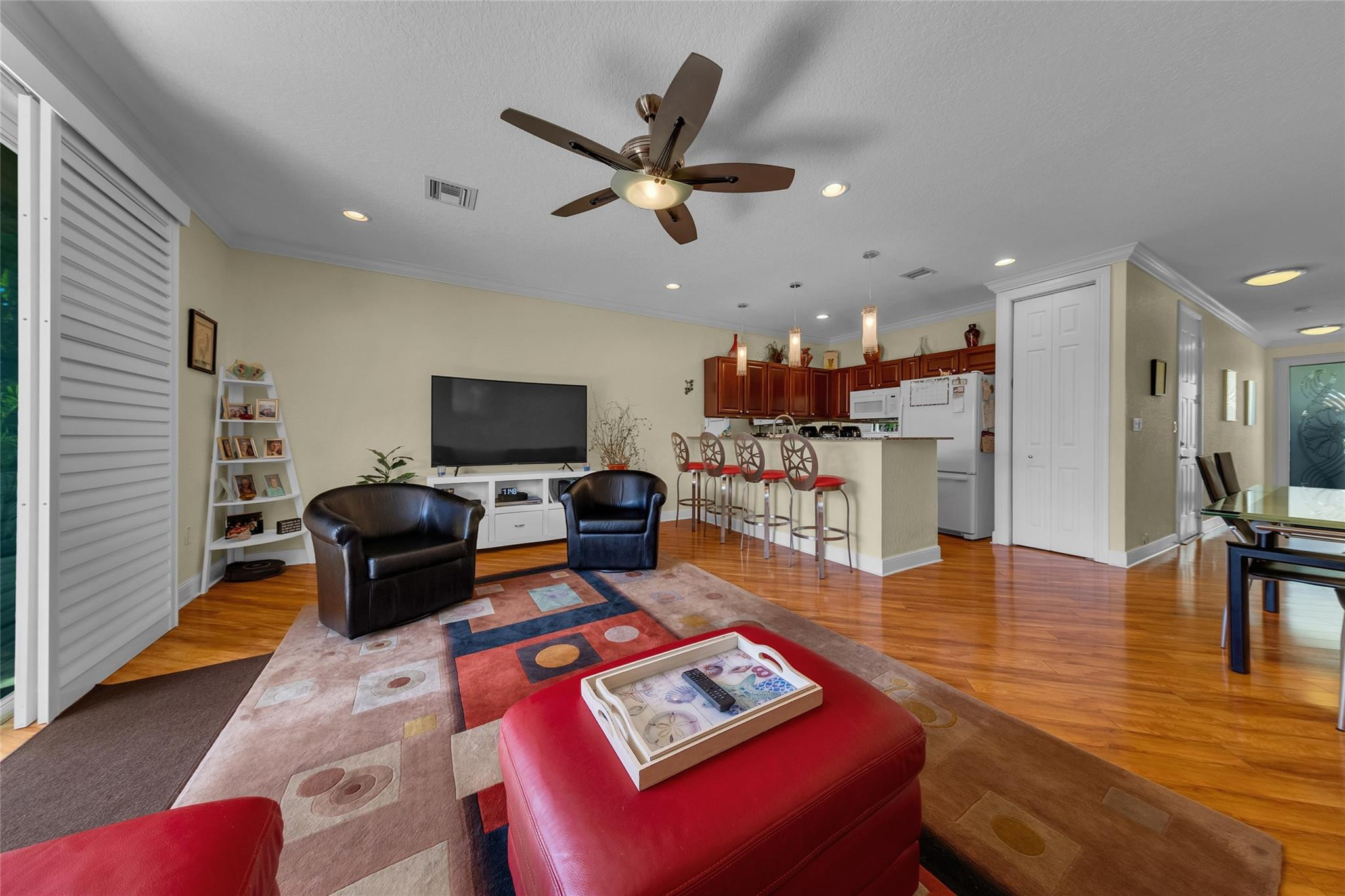 1327 SE 3rd Pompano Beach, FL 33060