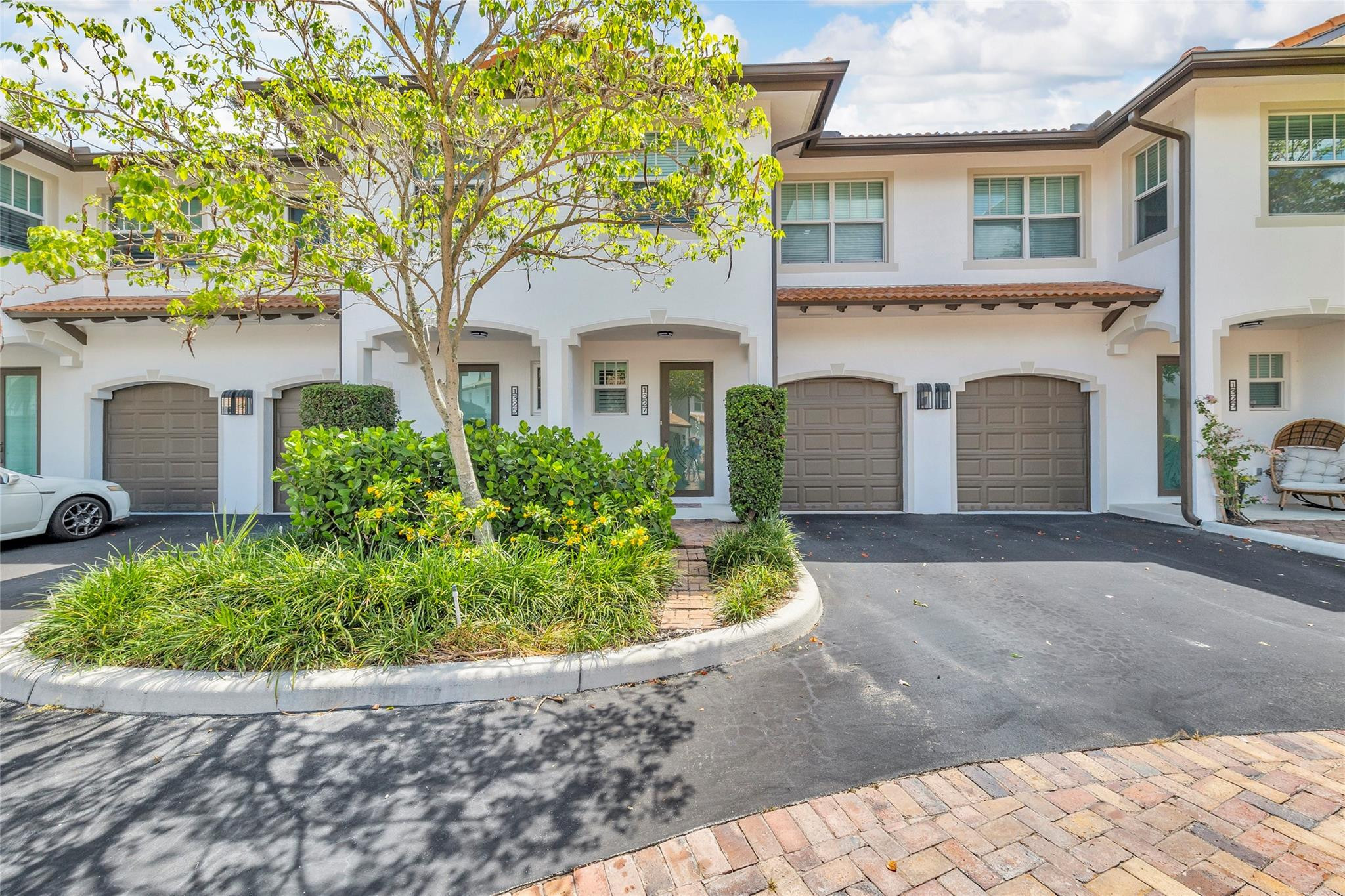 1327 SE 3rd Pompano Beach, FL 33060