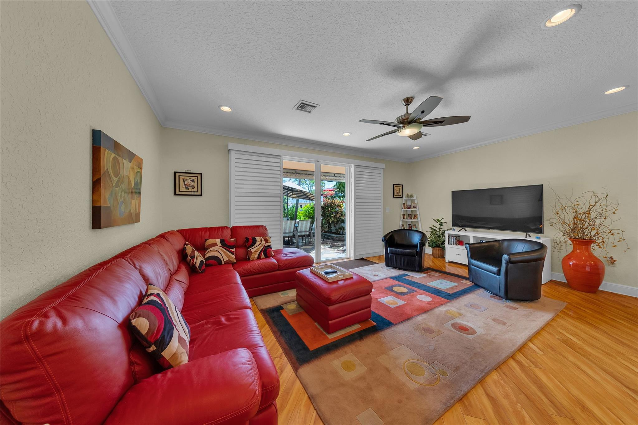 1327 SE 3rd Pompano Beach, FL 33060