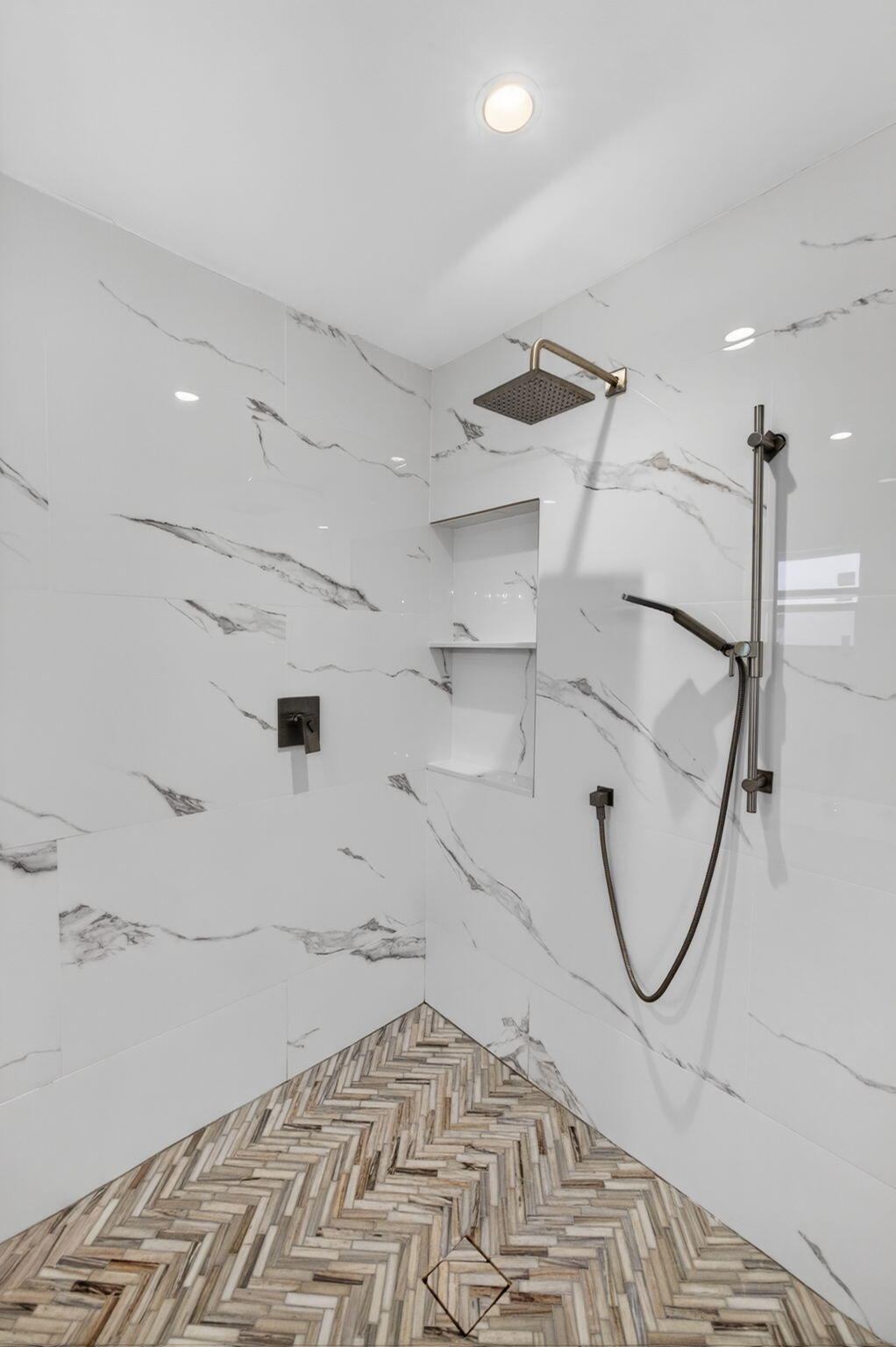 4460 NE 26th Lighthouse Point, FL 33064