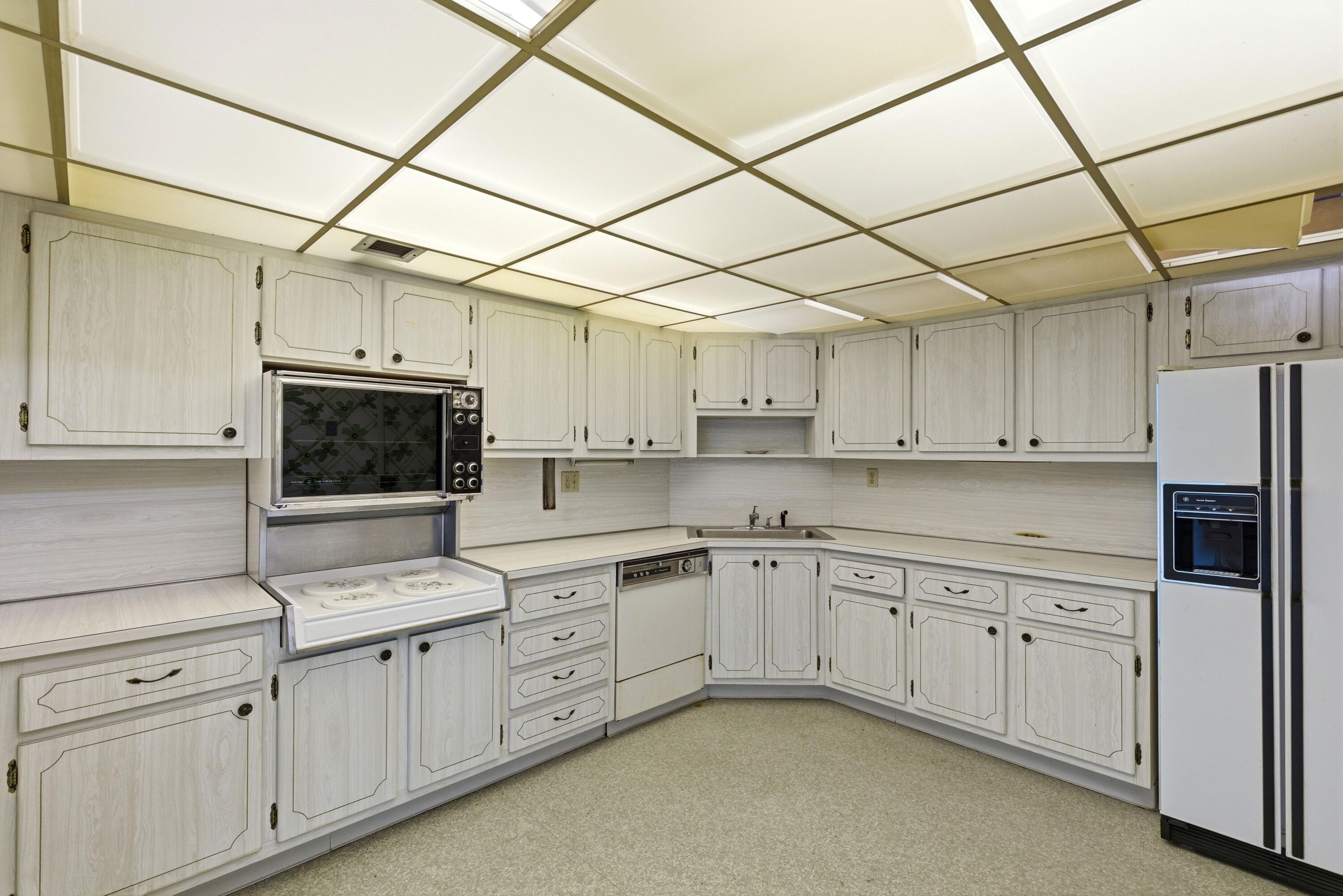 2500 E Las Olas #1806 Fort Lauderdale, FL 33301