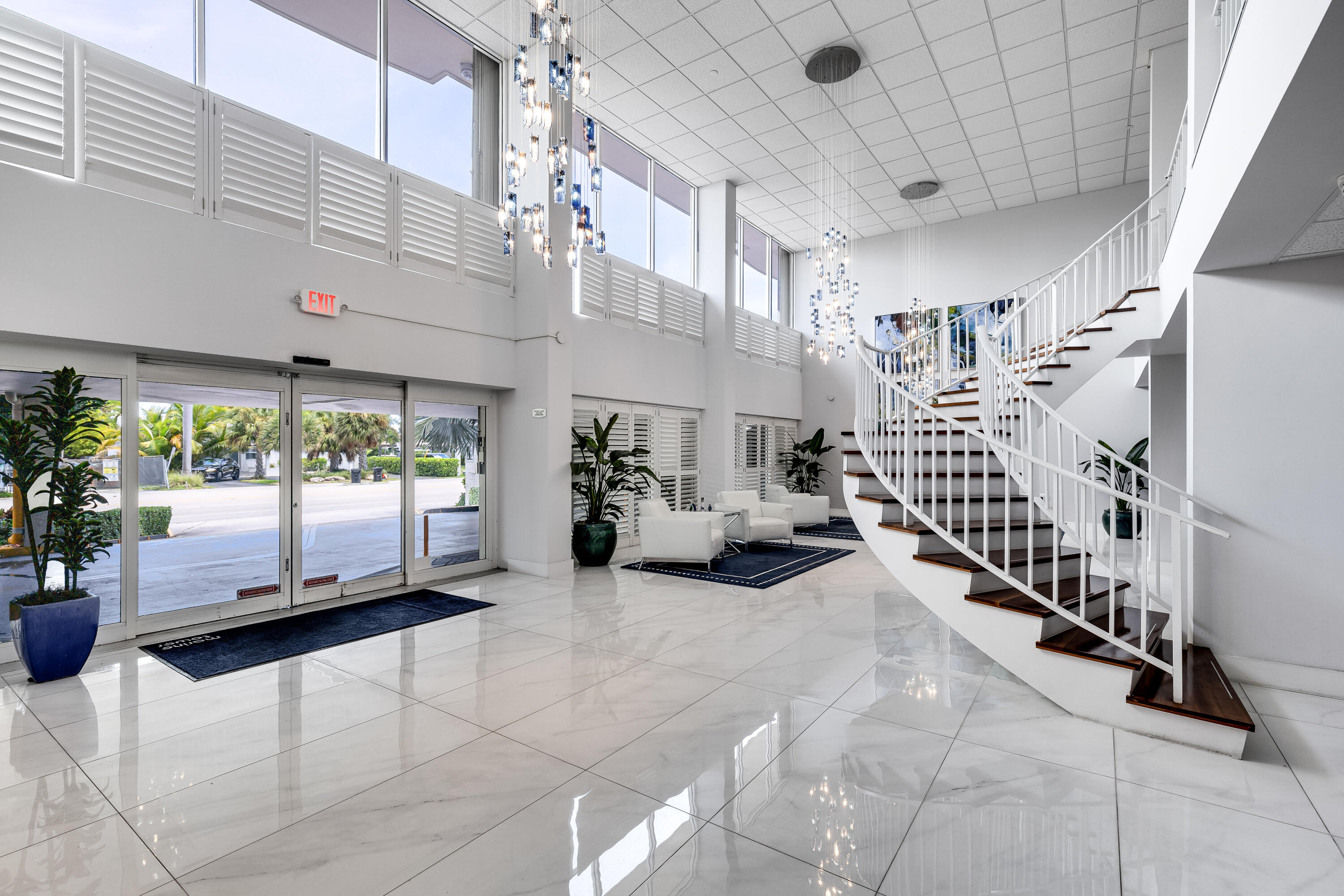 2500 E Las Olas #1806 Fort Lauderdale, FL 33301