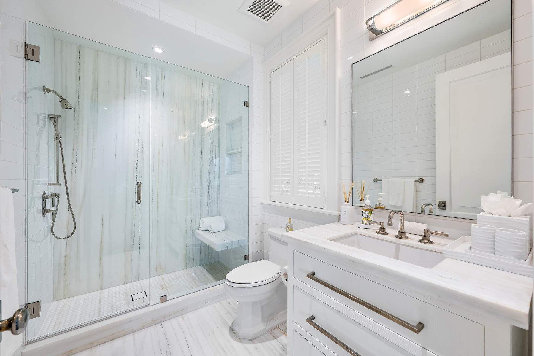 608 Island Palm Beach, FL 33480