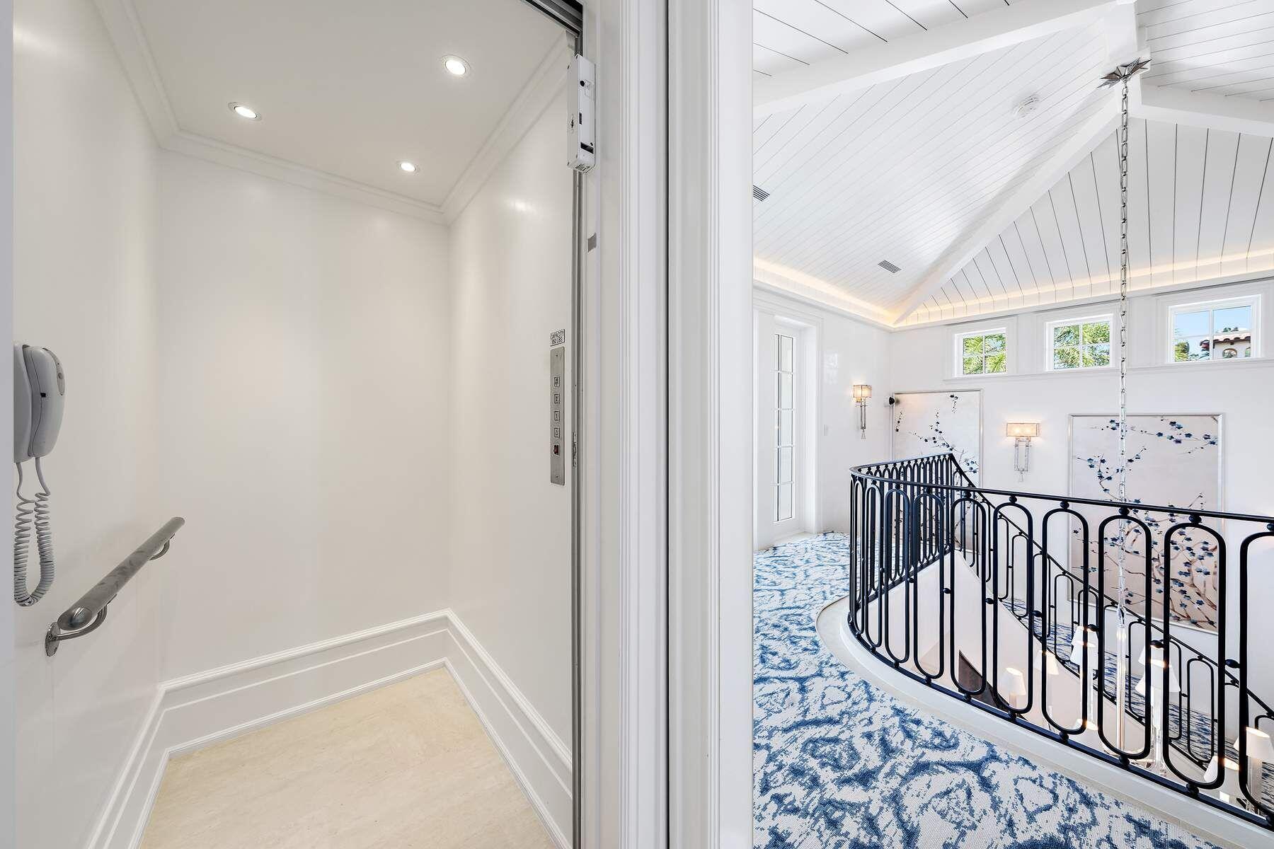 608 Island Palm Beach, FL 33480