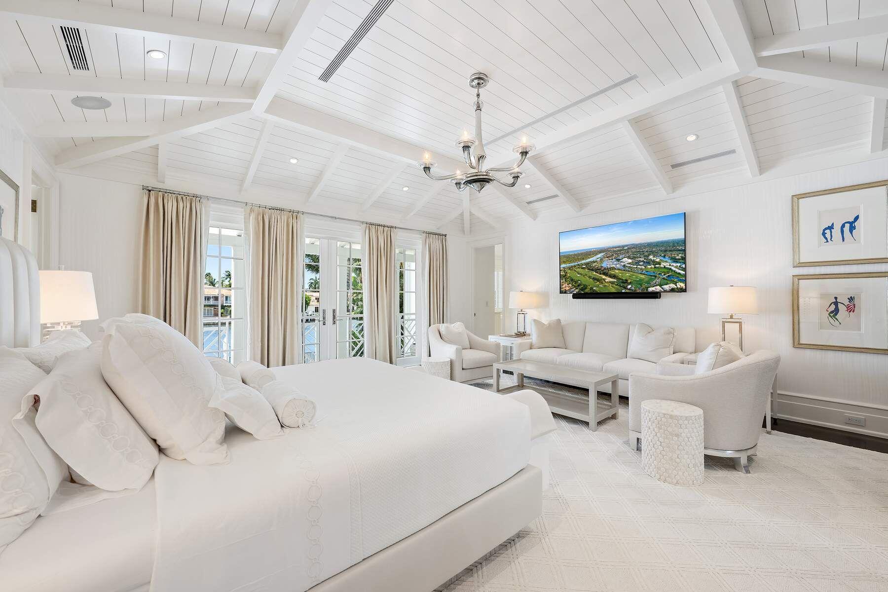 608 Island Palm Beach, FL 33480