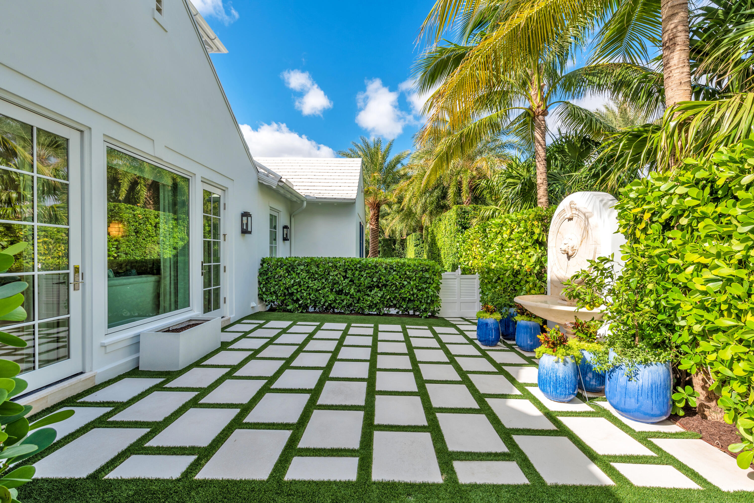 608 Island Palm Beach, FL 33480